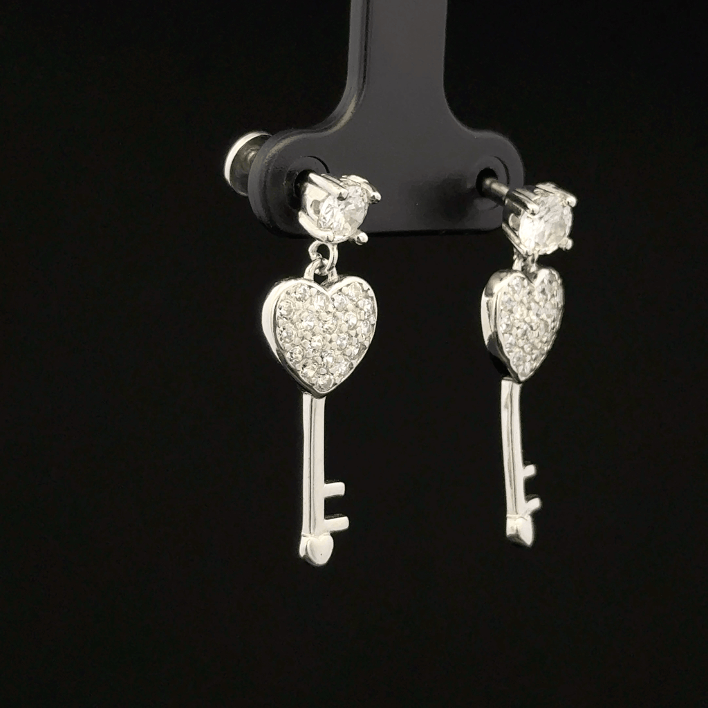 Heart and key shape earrings