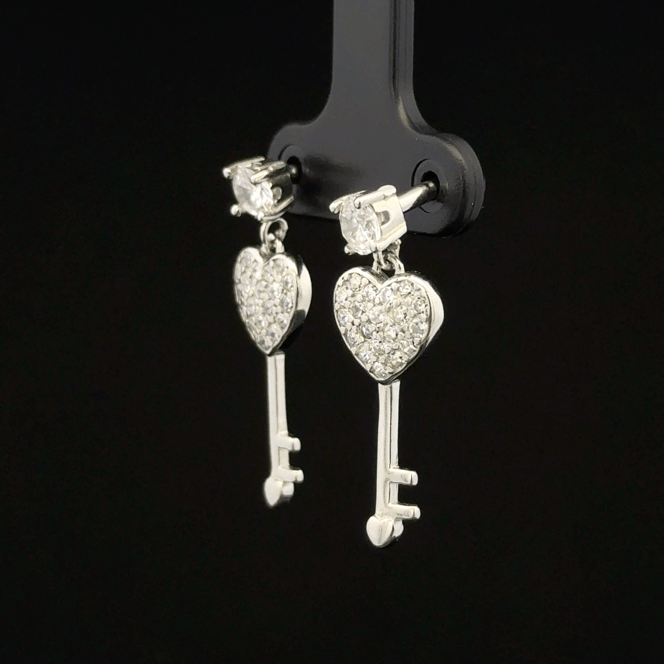 Heart and key shape earrings