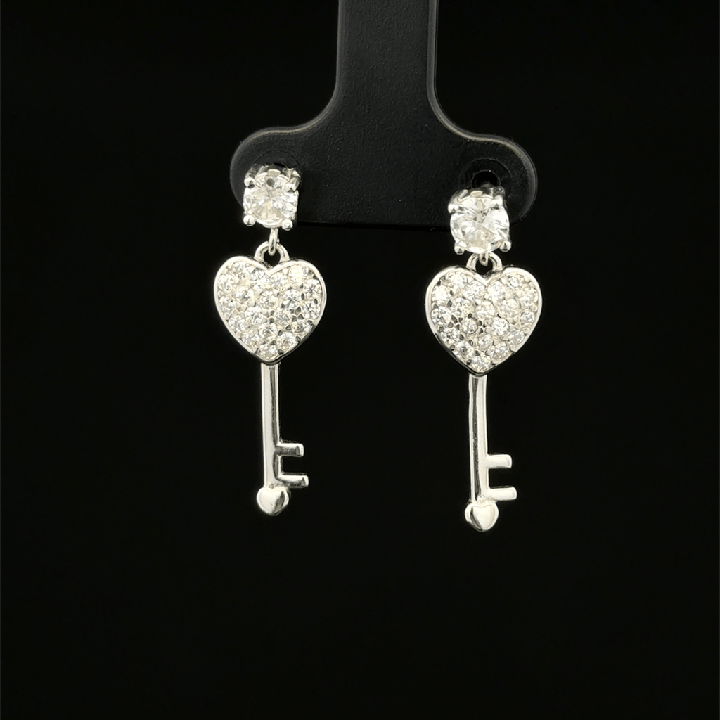 Heart and key shape earrings