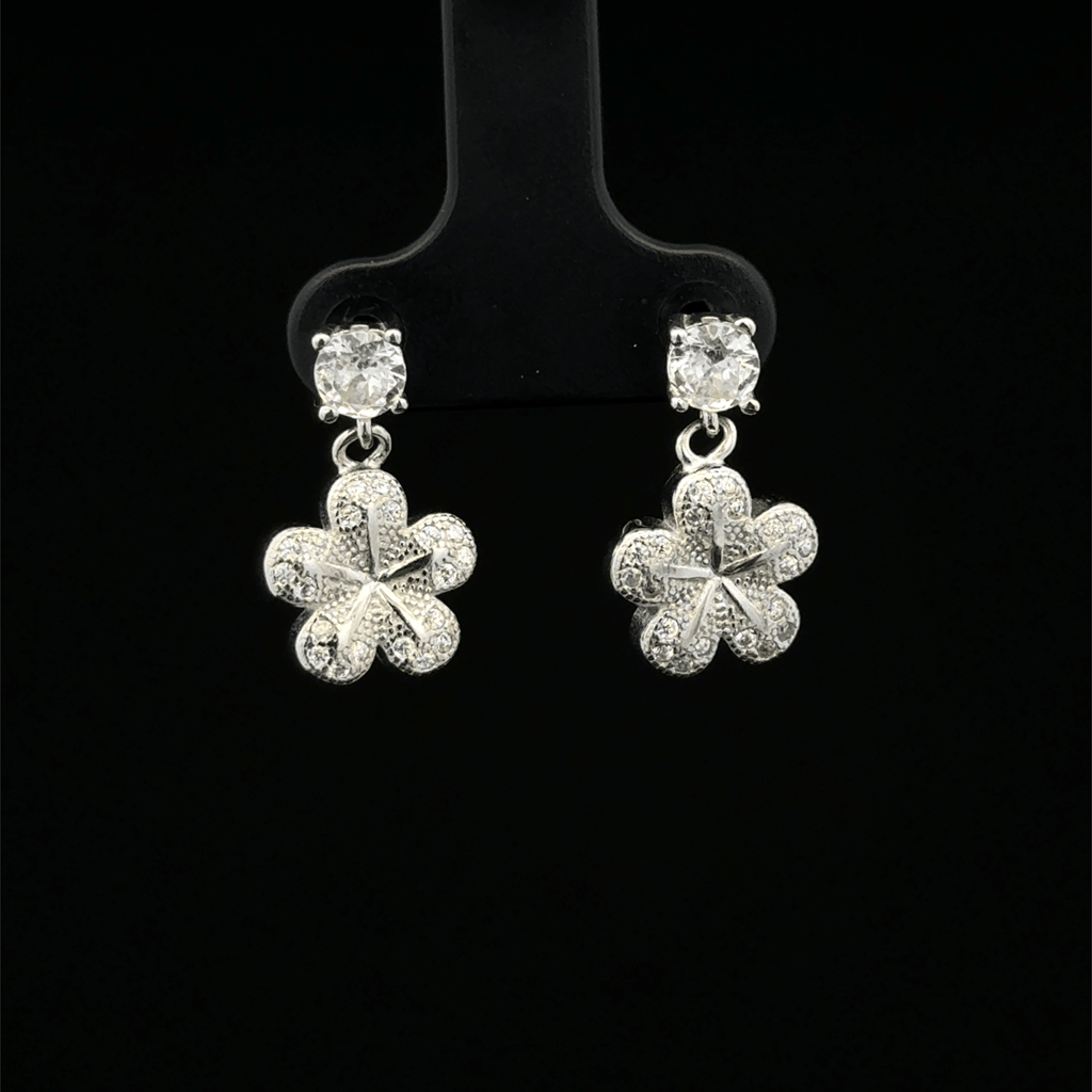 Flower drop earrings