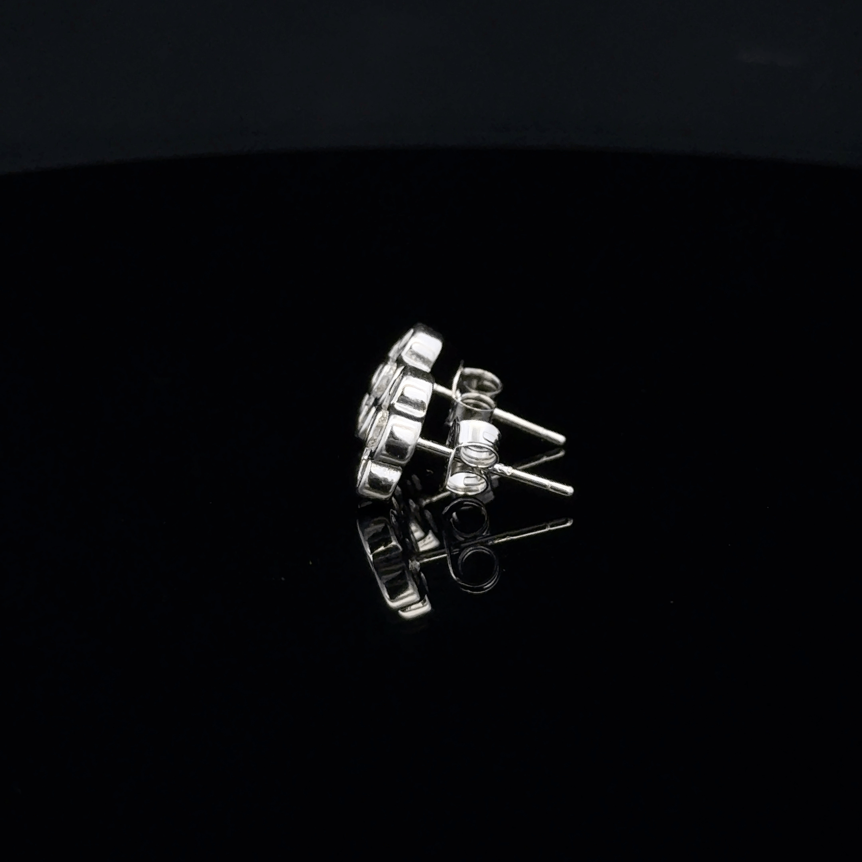 Flower-shaped earrings