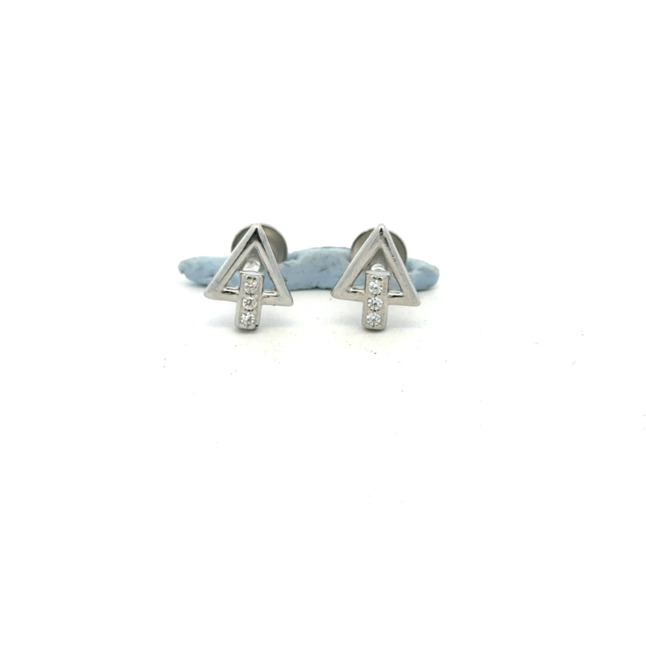 TRIANGLE EARRING