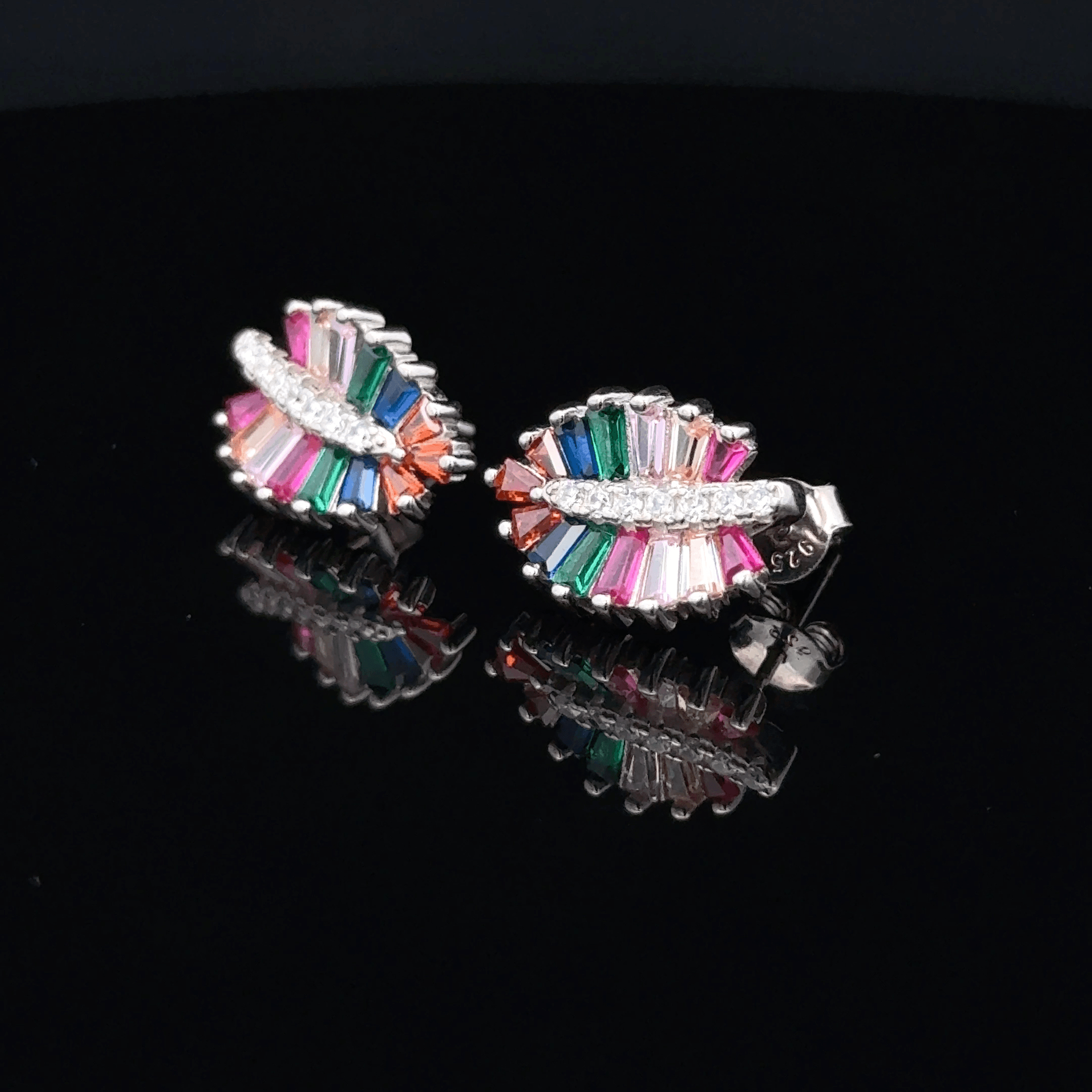 Leaf-Shape Earrings