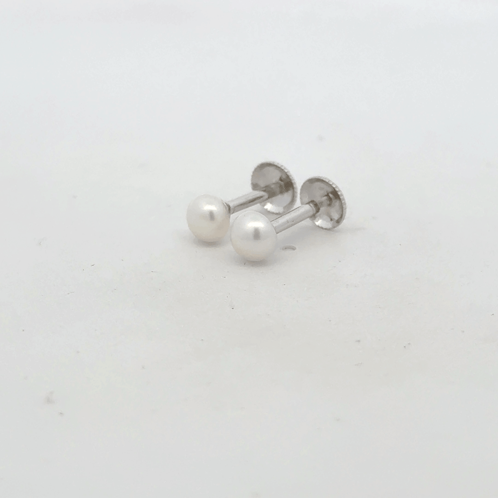 Pearl Earring