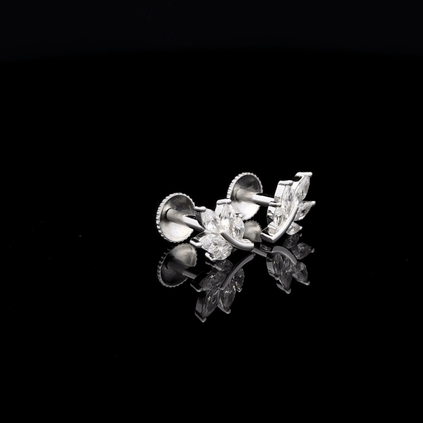 Leaf earring