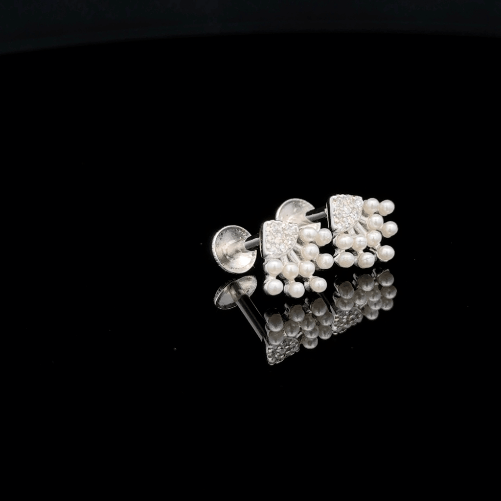 Minimalist Pearl Cluster Earrings