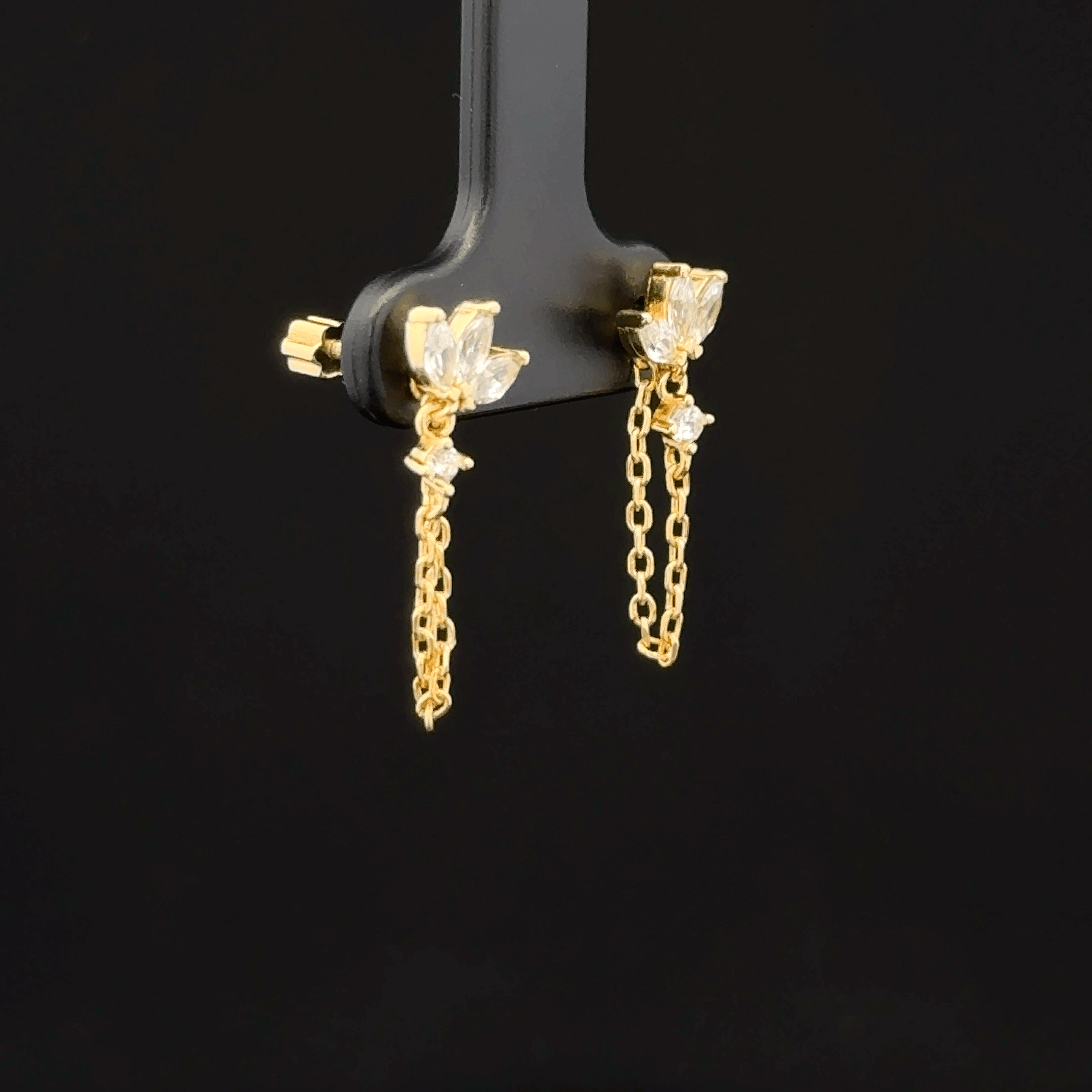 Hanging Second stud