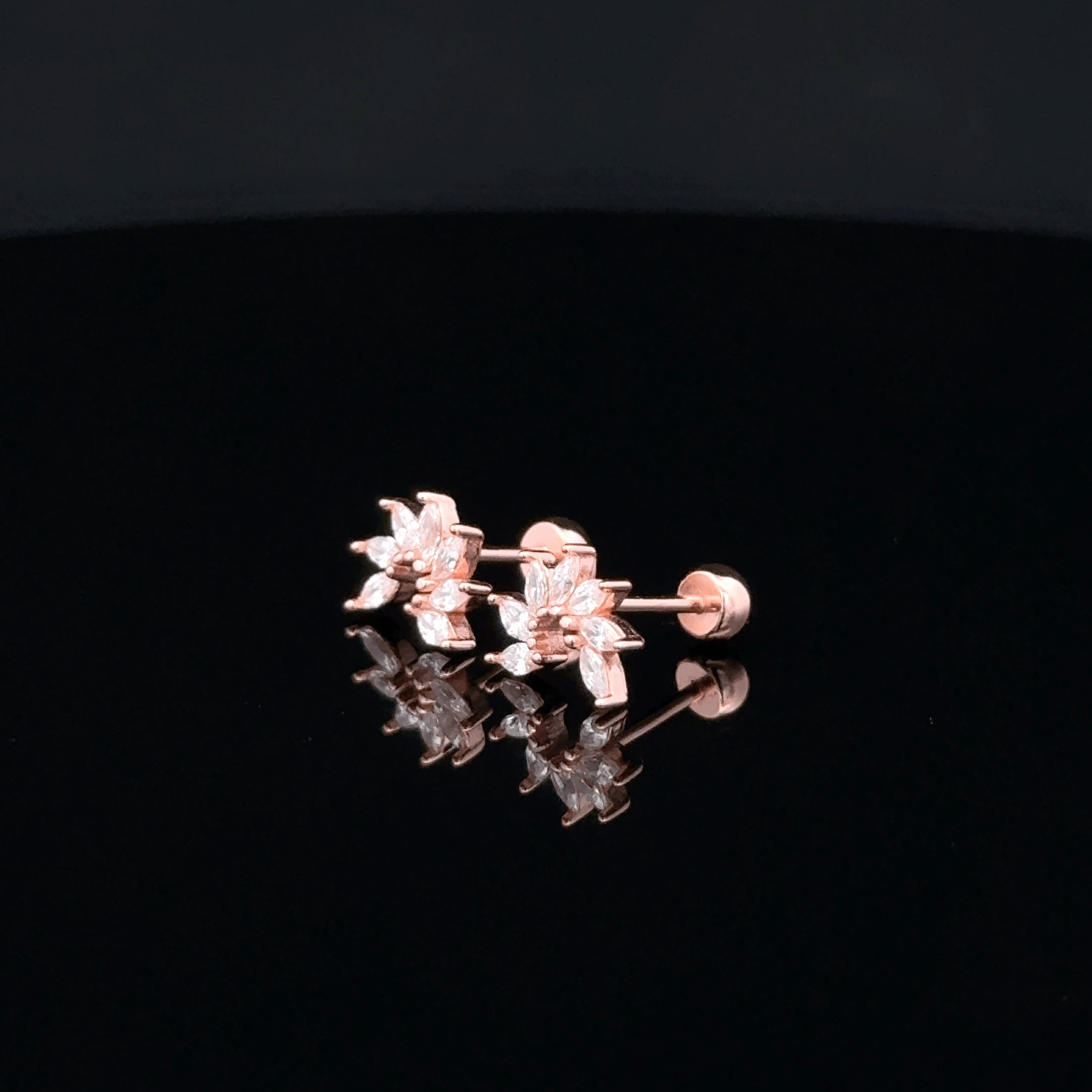 Rosegold Curve Leaf Second Stud