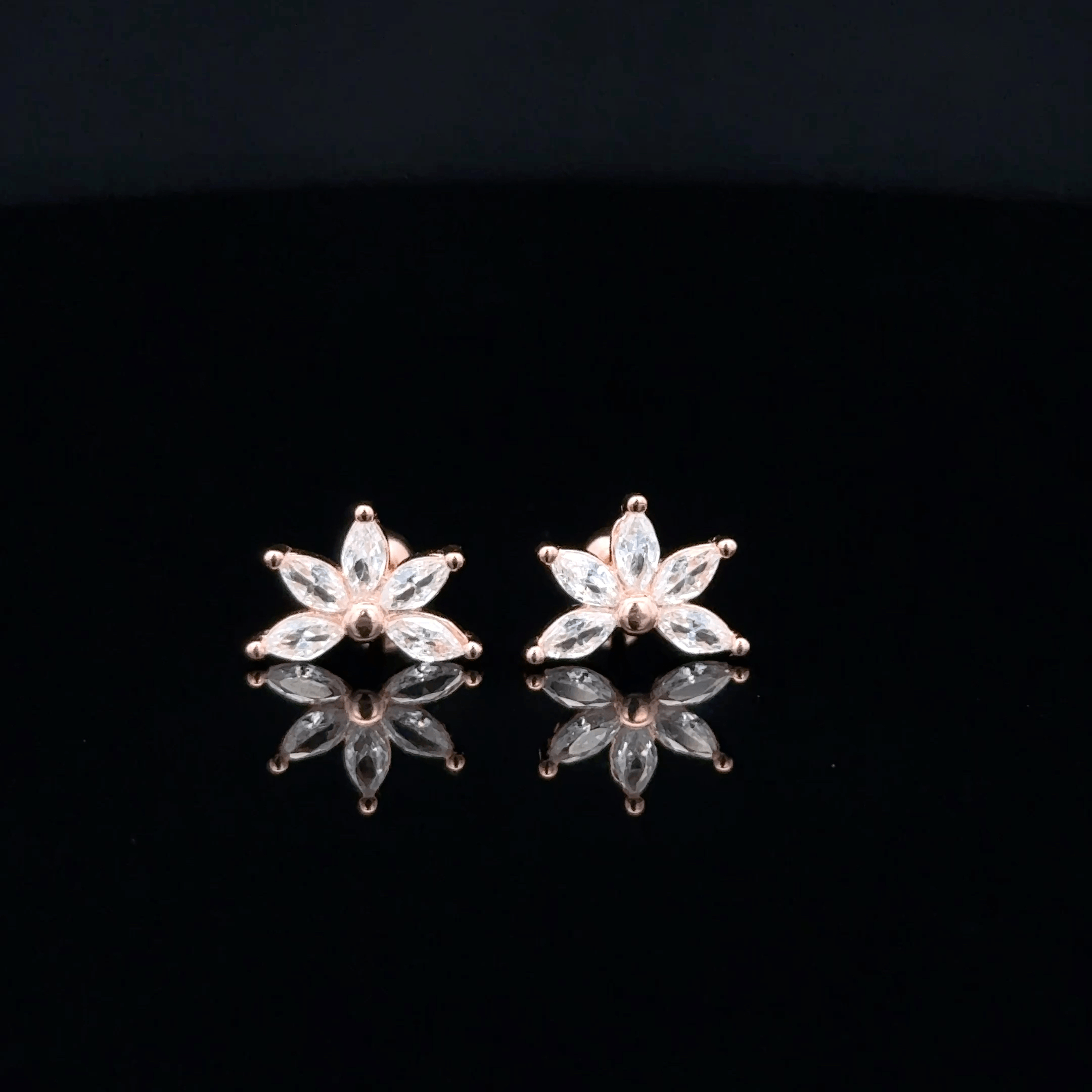 Rose gold Flower shape second stud