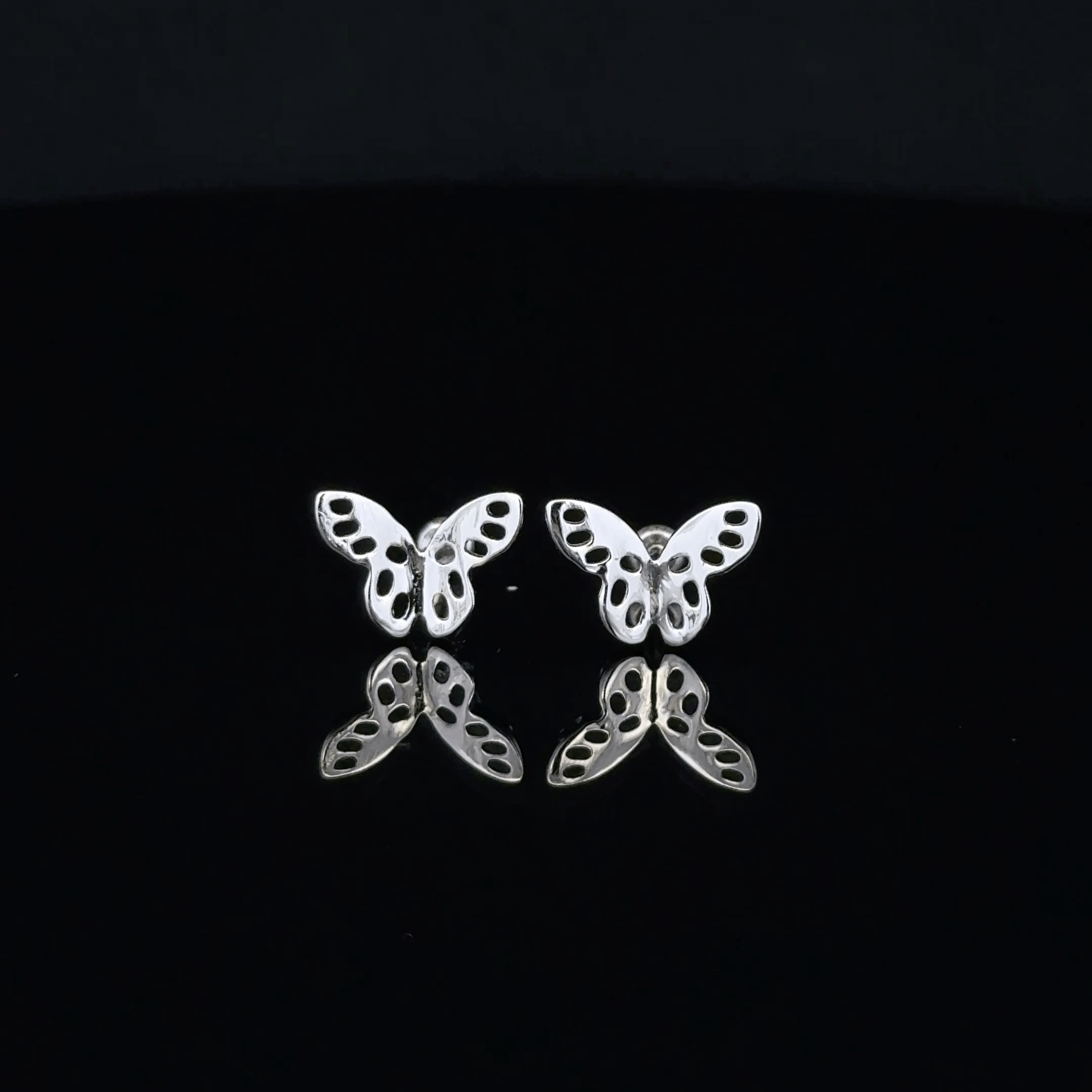 Butterfly second stud