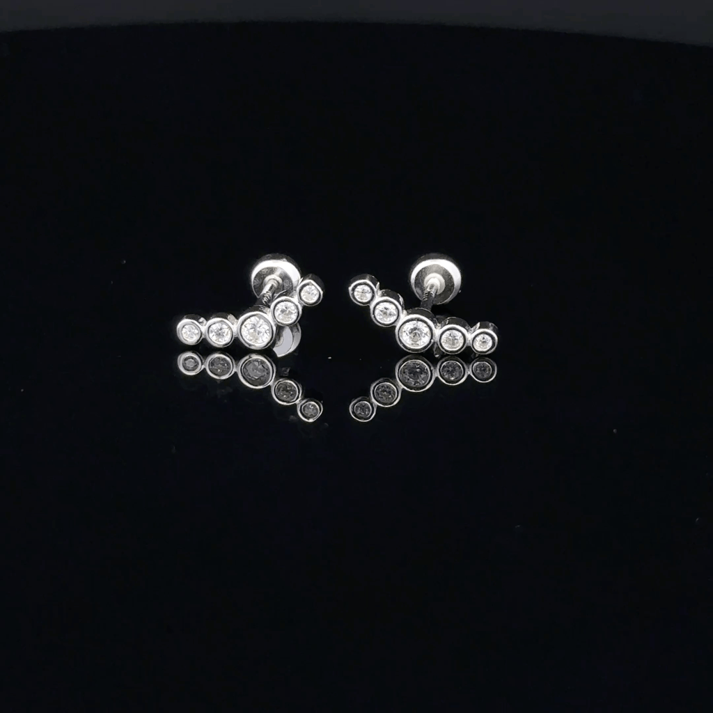Silver 5 Stone Second Stud