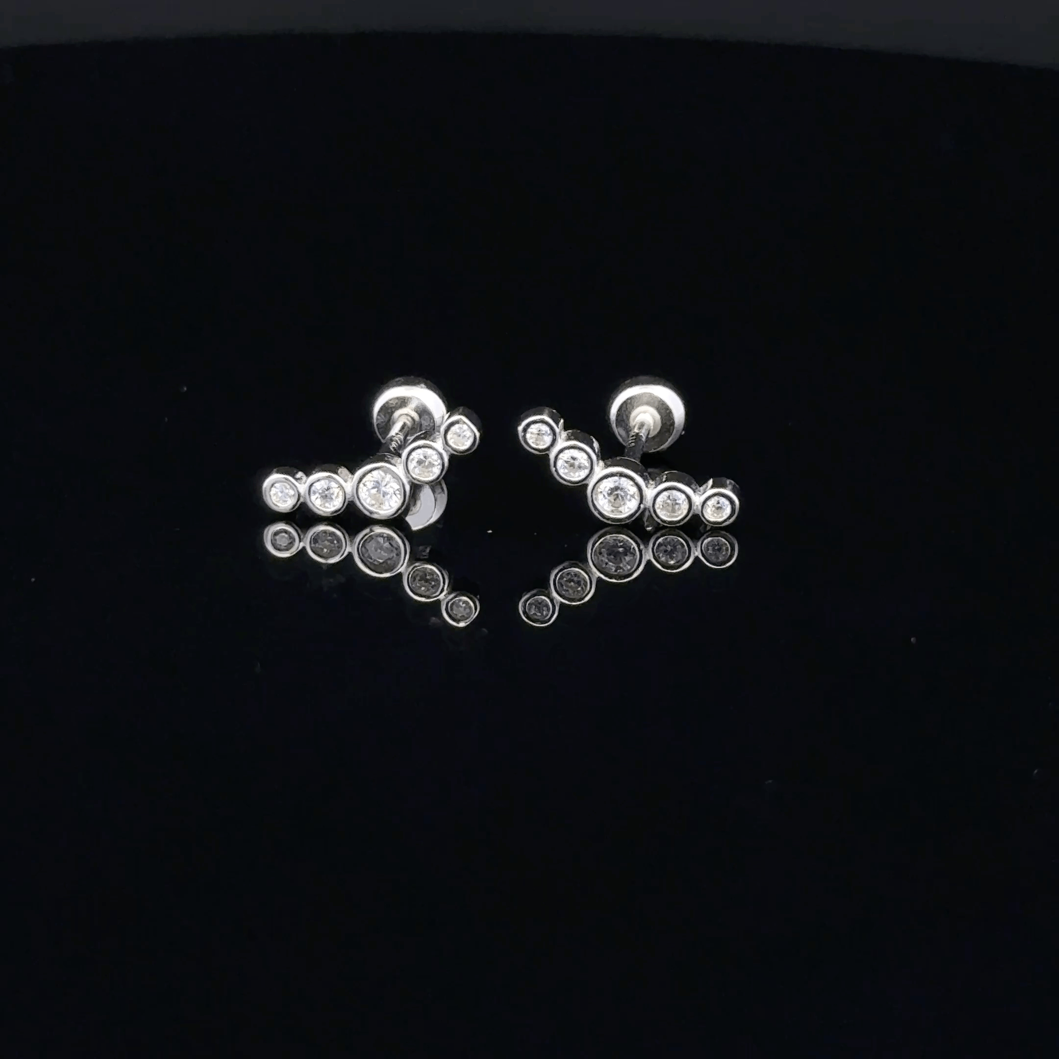 Silver 5 Stone Second Stud