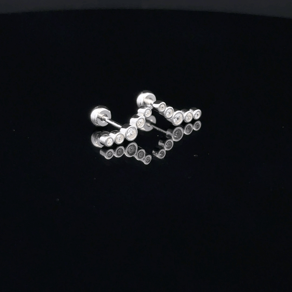 Silver 5 Stone Second Stud