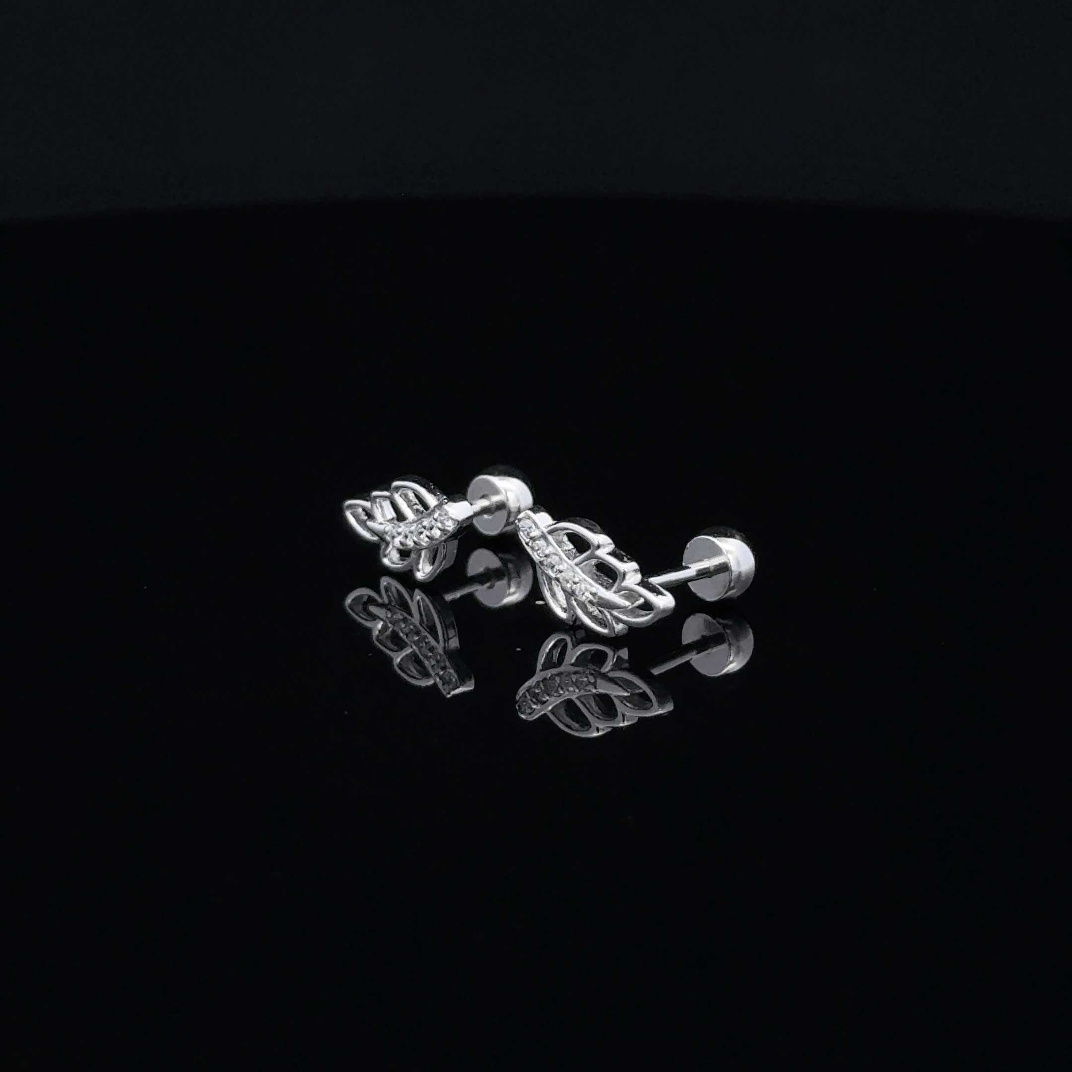 Silver Leaf Second Stud