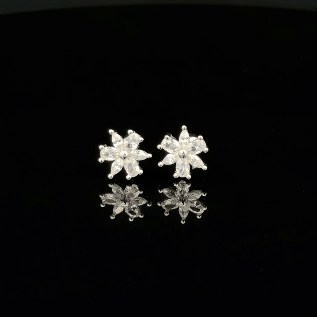 Flower shape second stud