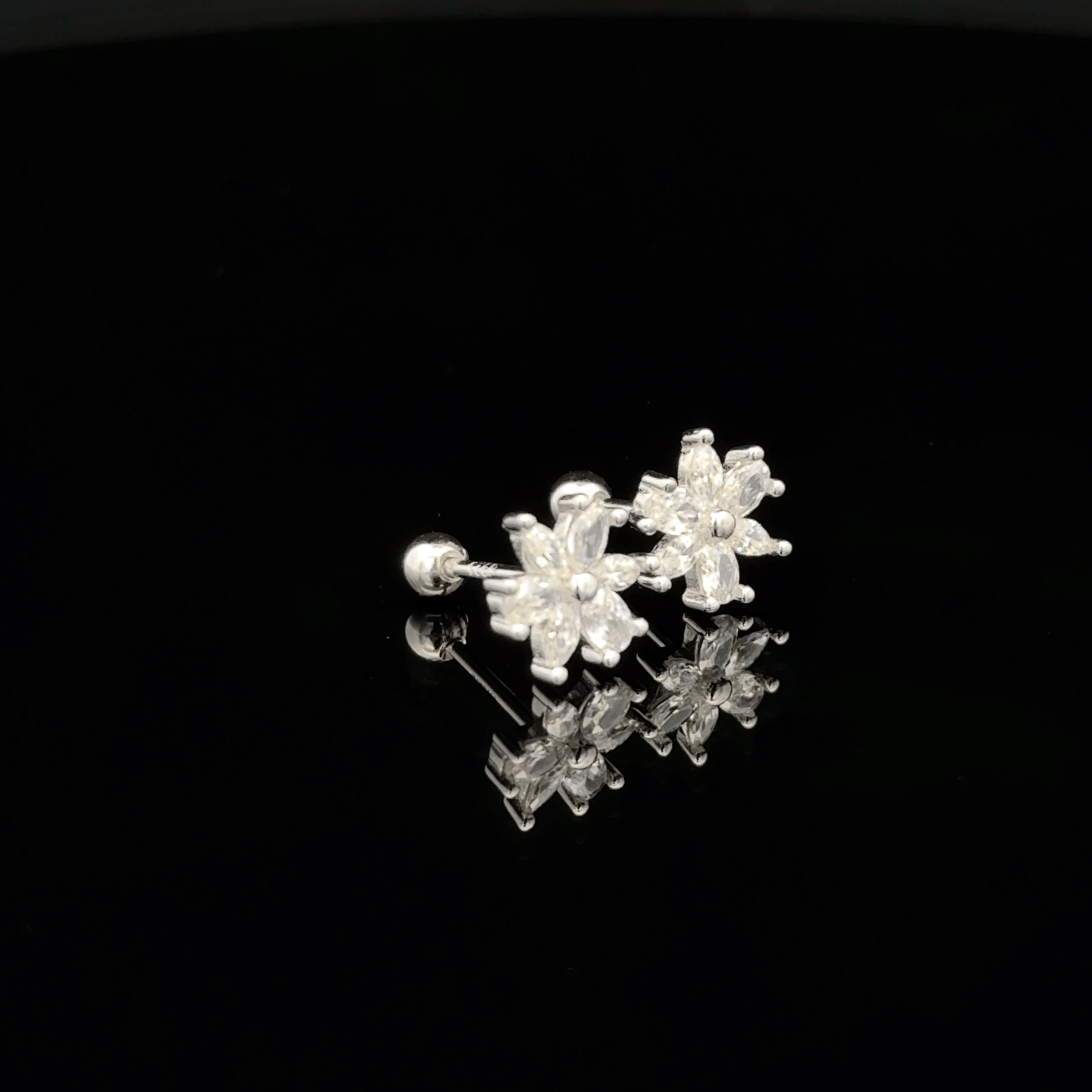 Flower shape second stud