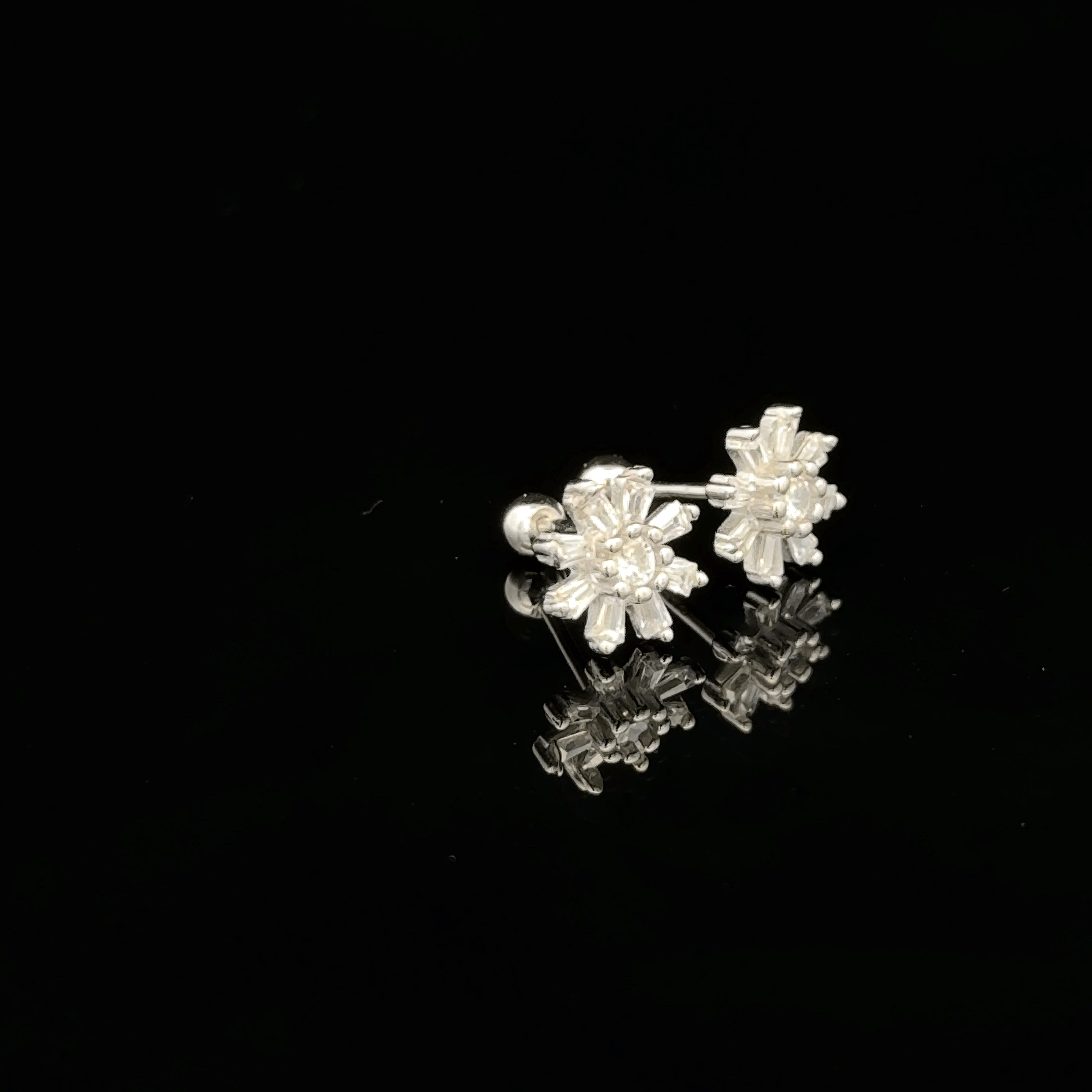Silver Petal Second Stud