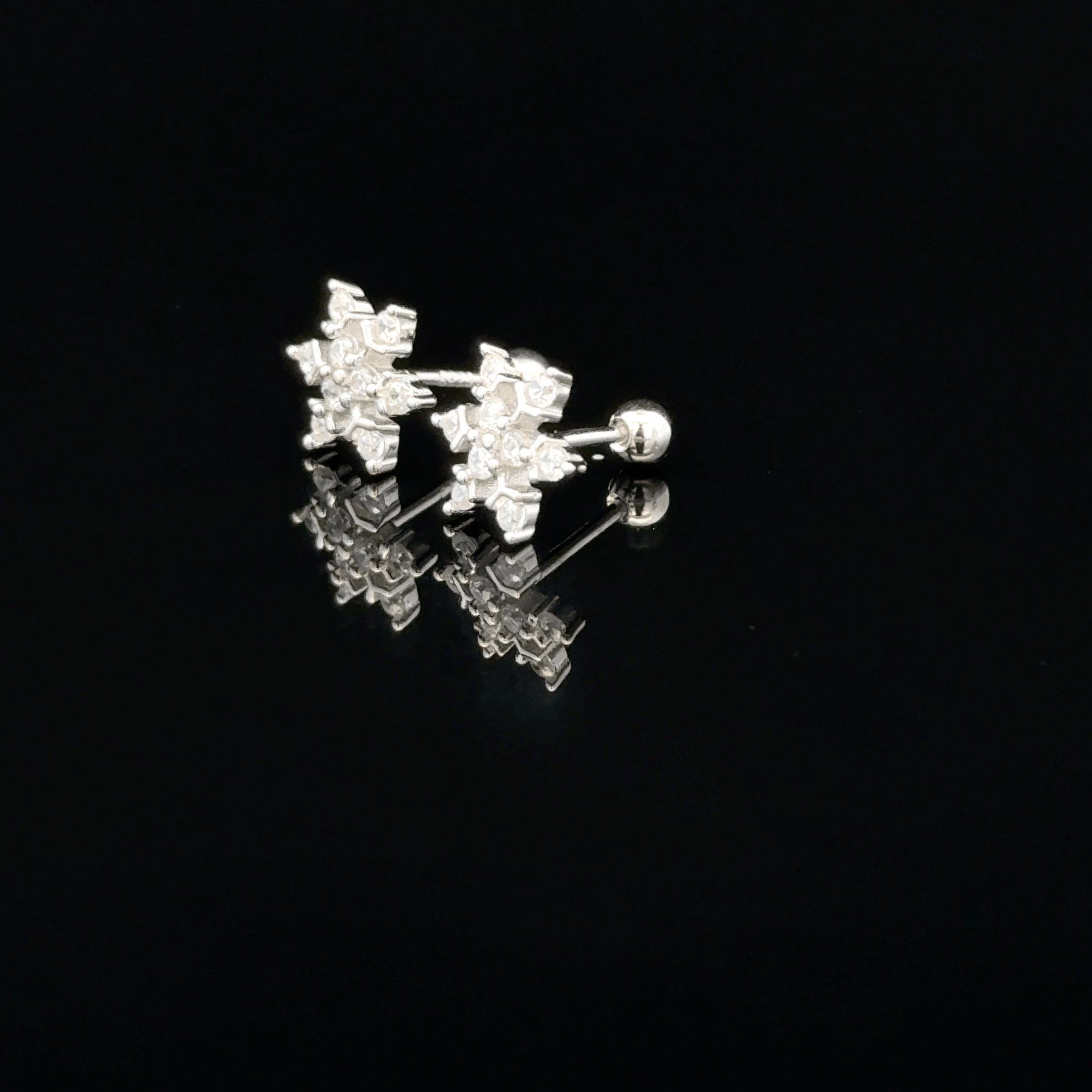 Star shape second stud