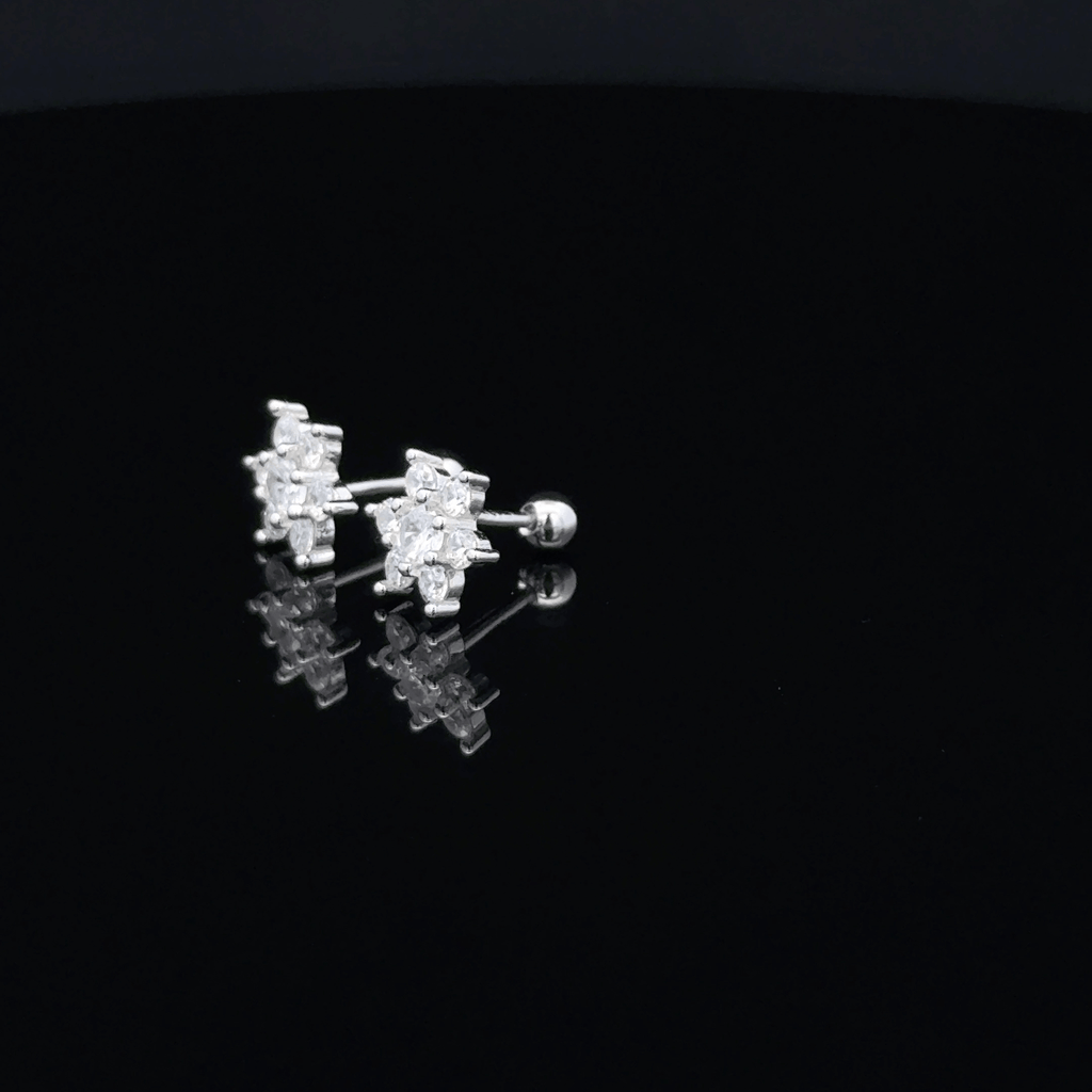 Star shape second stud