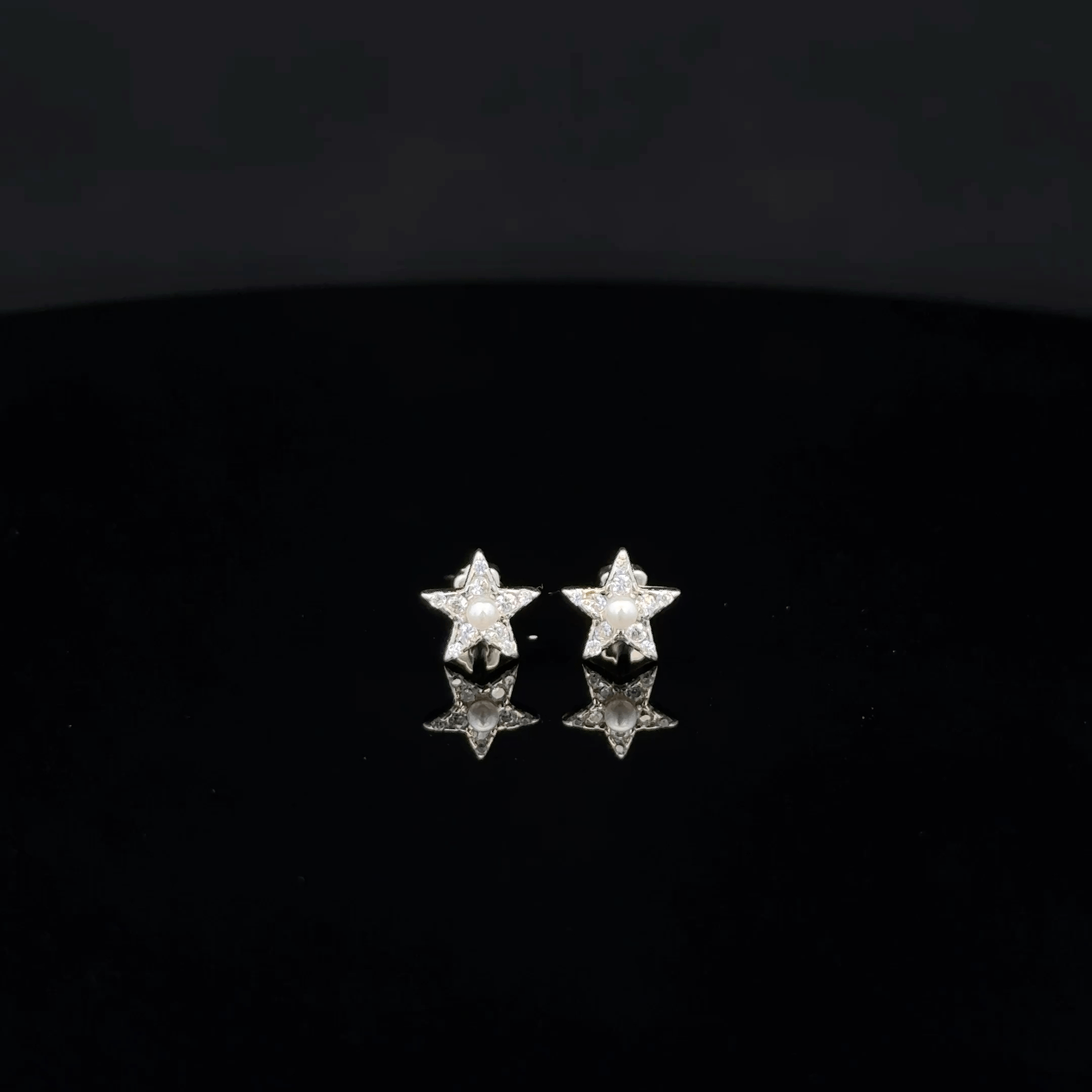 Star Second Stud