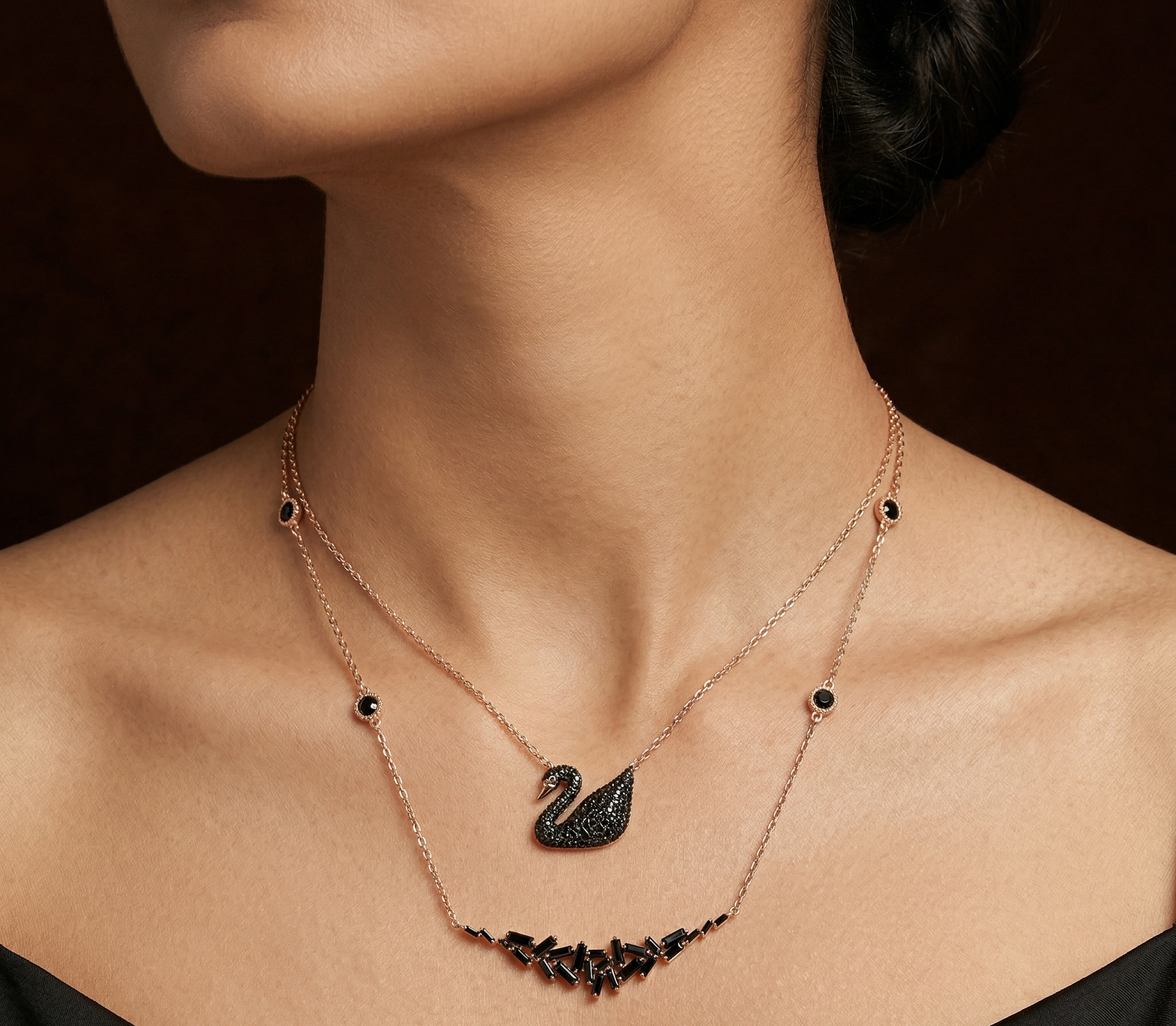 Rosegold Swan Chain With Pendant