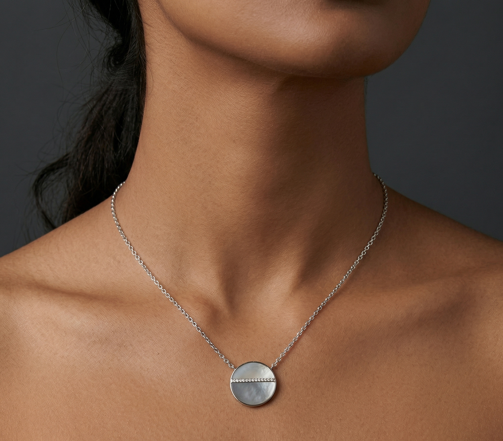 White Circle Chain