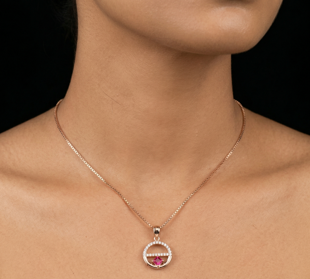 Split-Circle rose gold chain pendant
