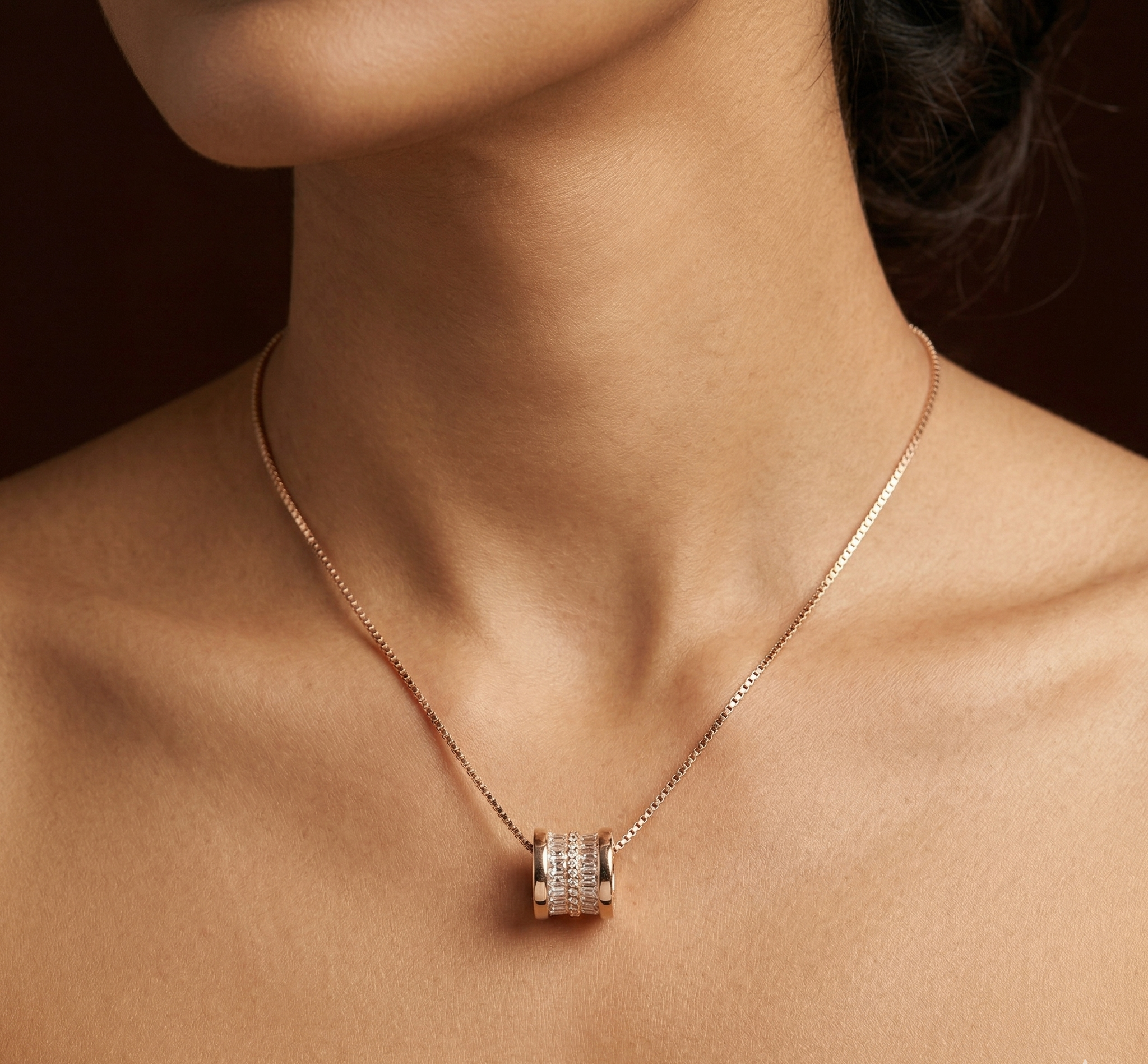 Crystal Cylinder Slider chain pendant