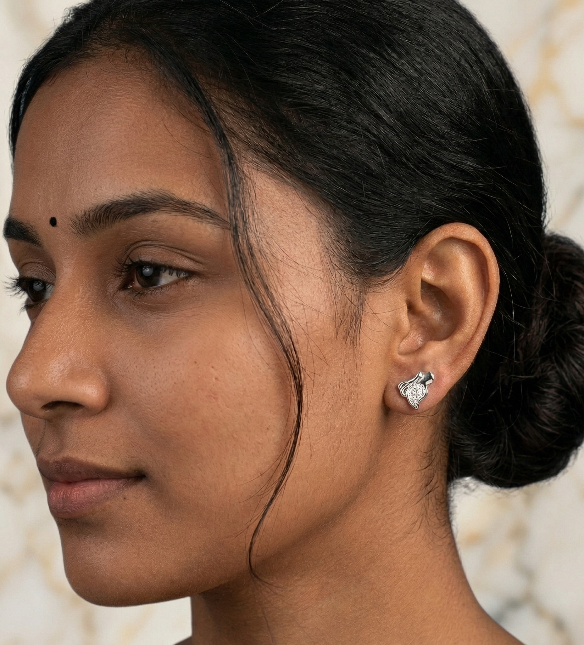 Mango Earring