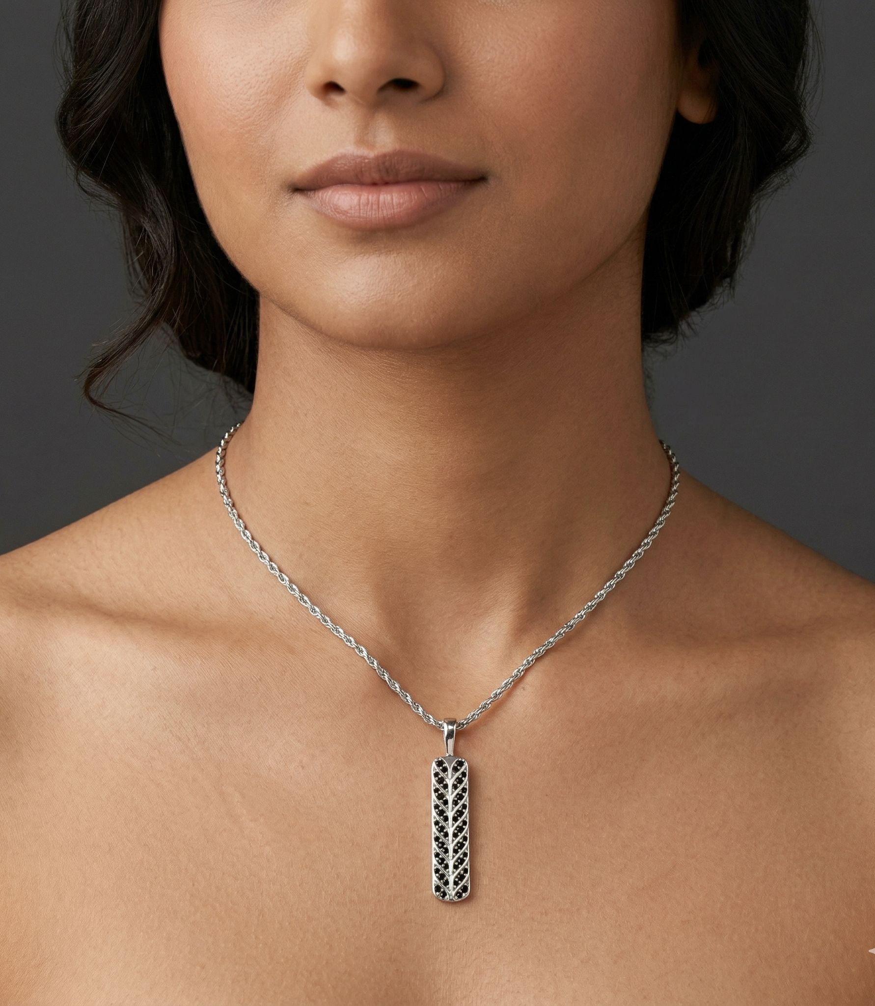 Rhodium chevron ingot tag chain with pendent