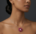 Rhodium flower shape chain with pendent