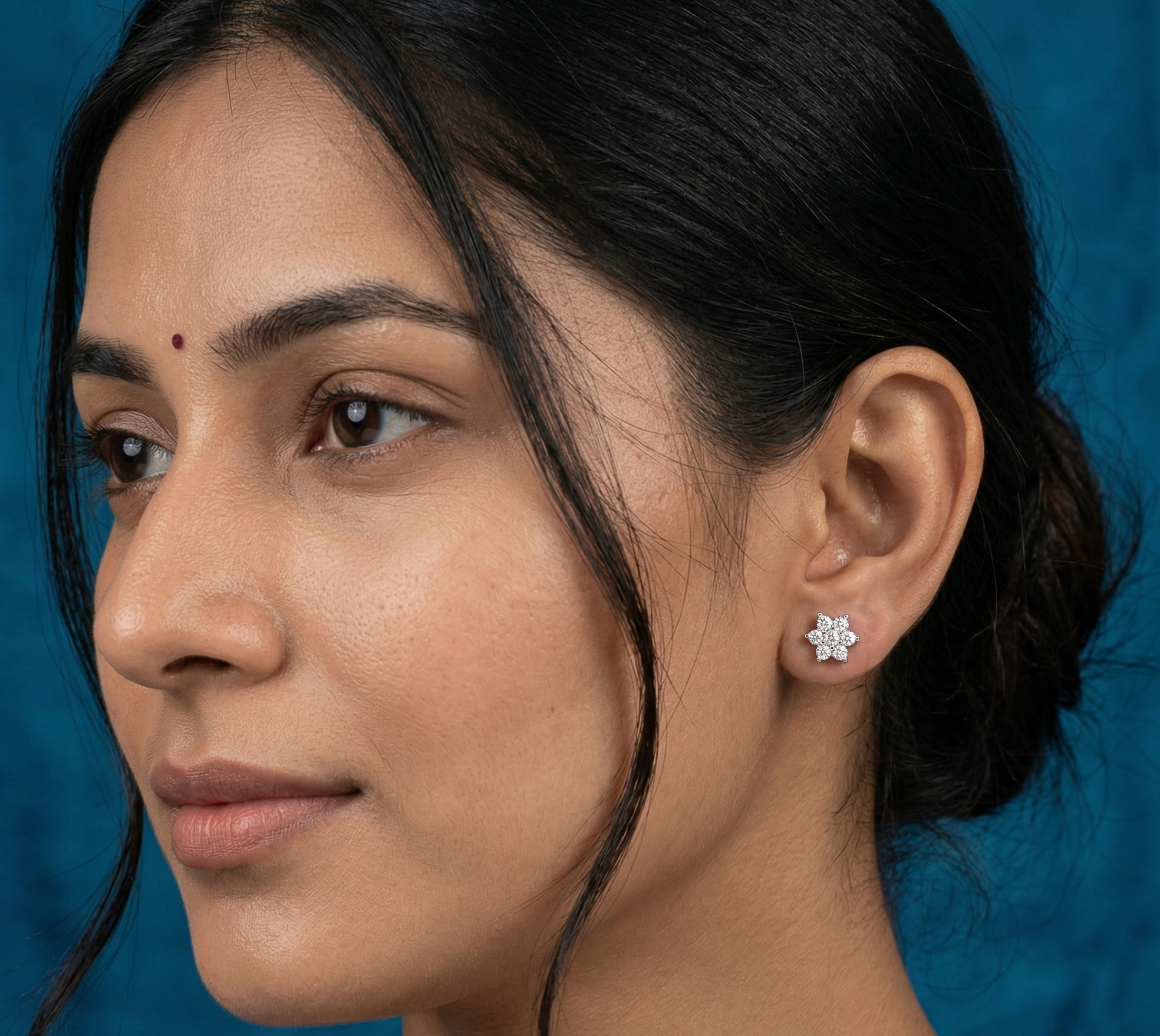 Satdani White Center Stone Earrings