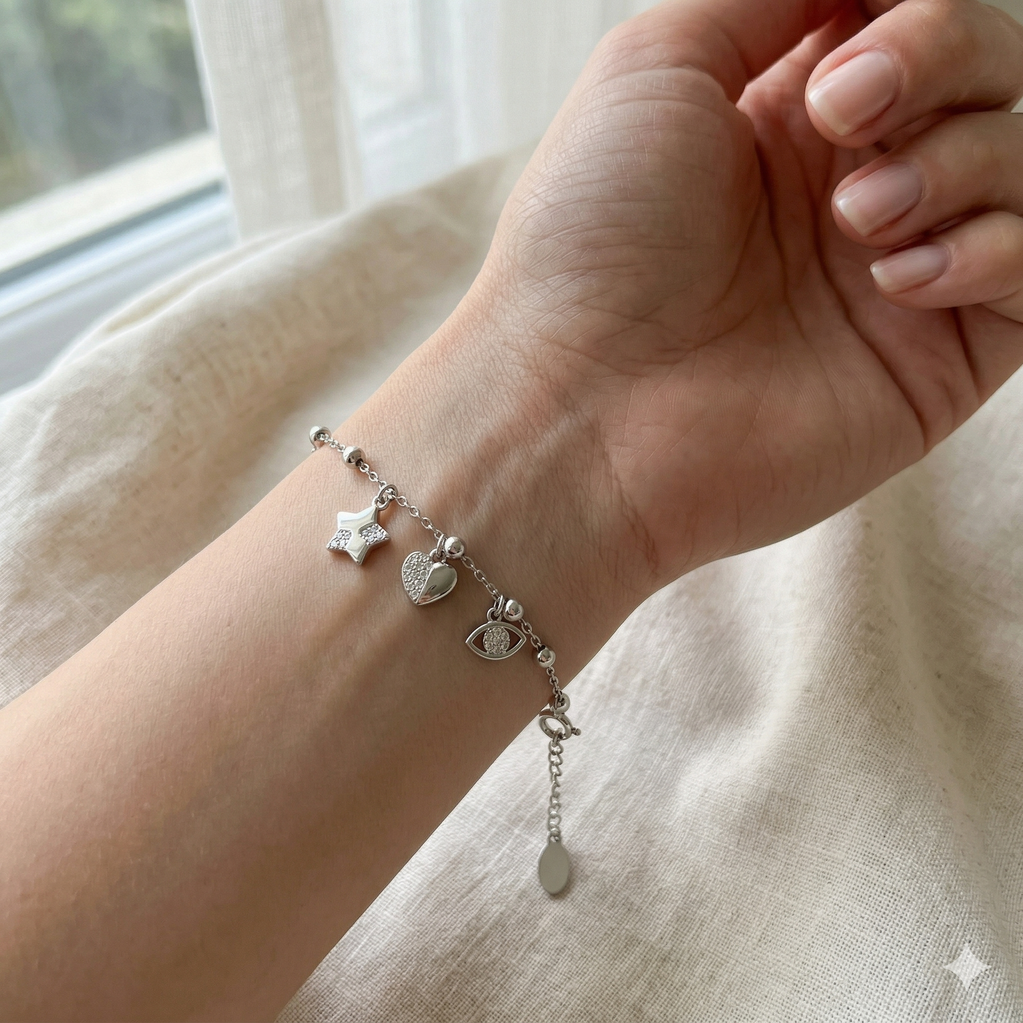 Star Charm Bracelet