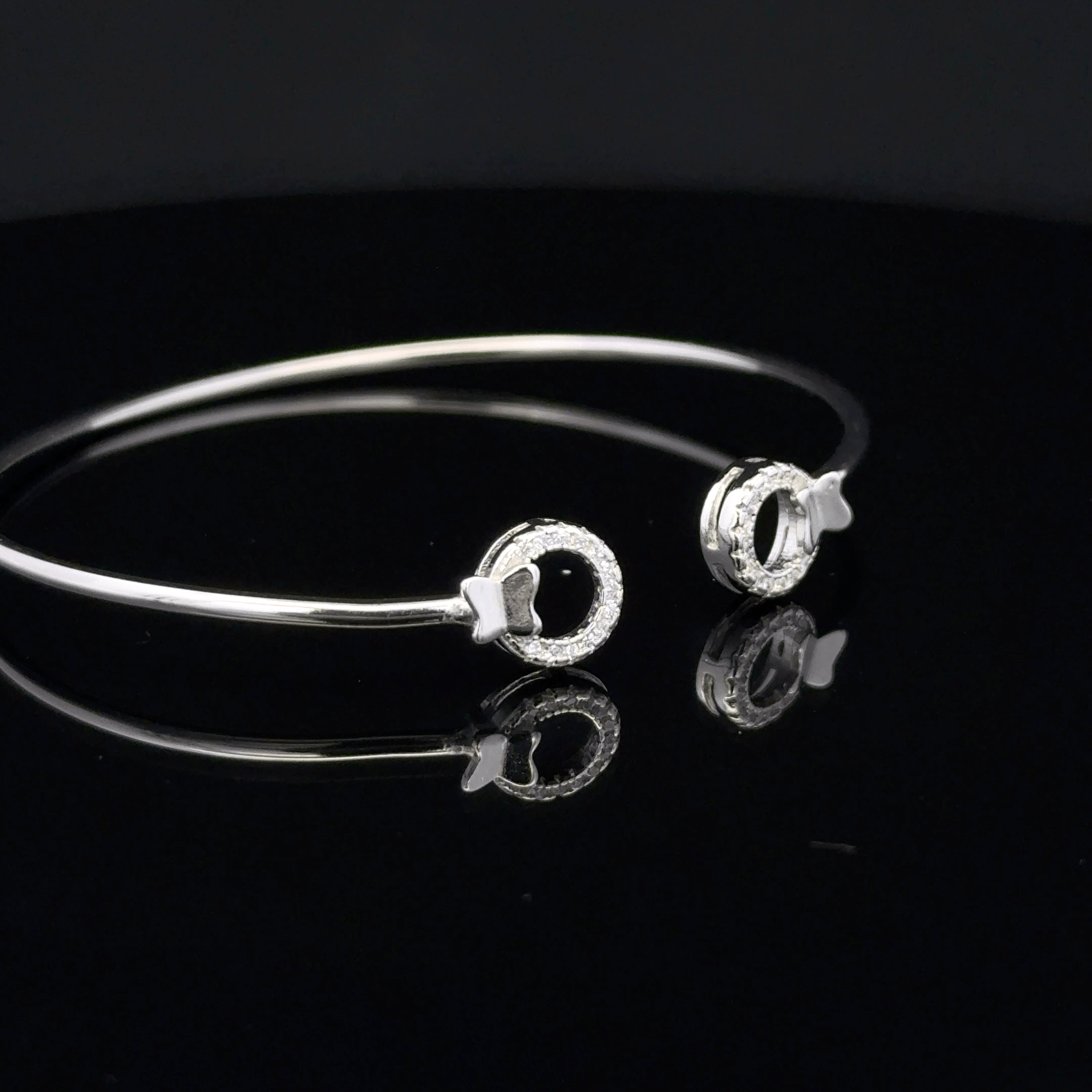 Butterfly Round Kada