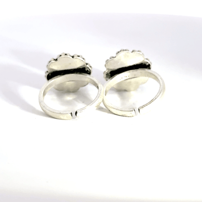 Antique Stone Toerings