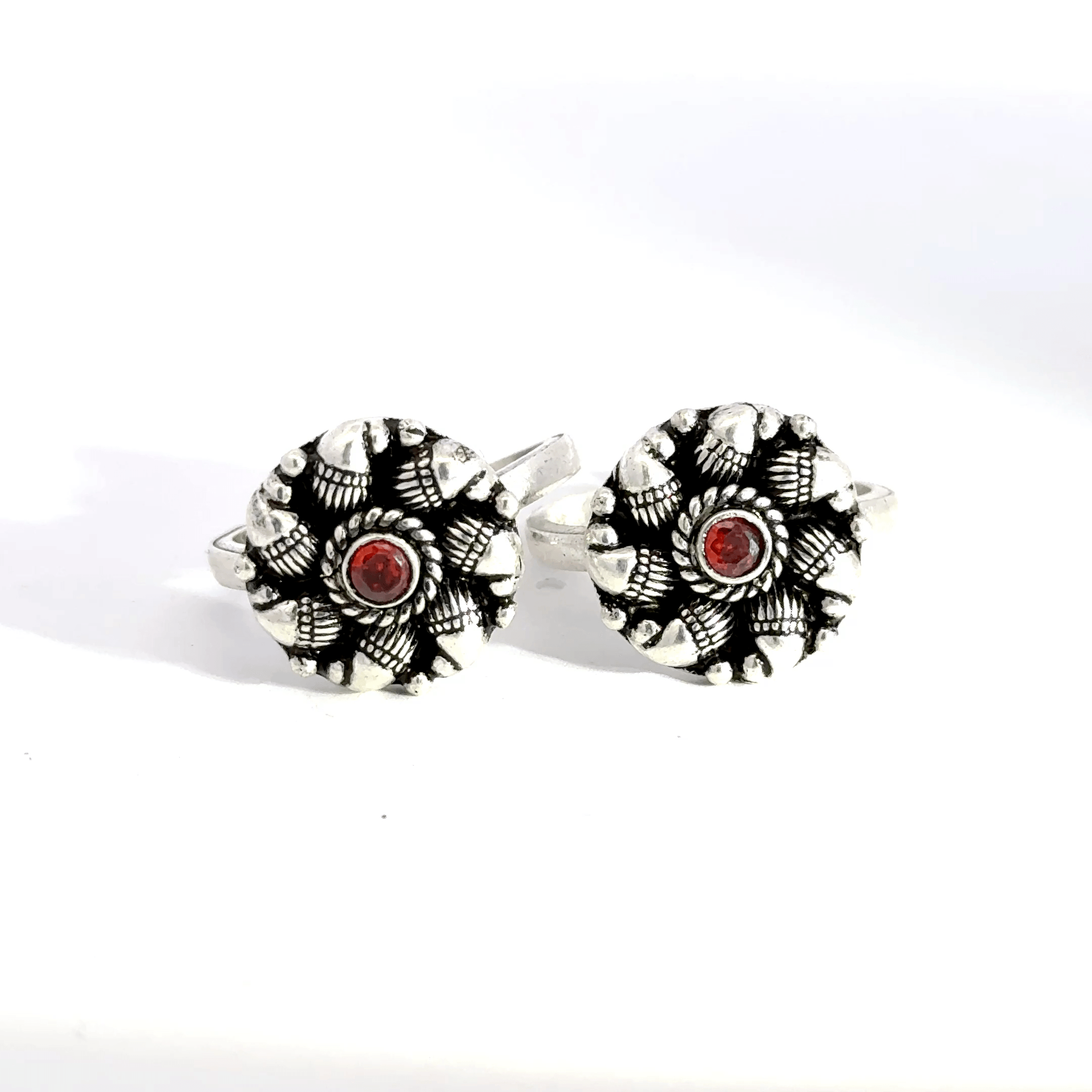 Antique Stone Toerings