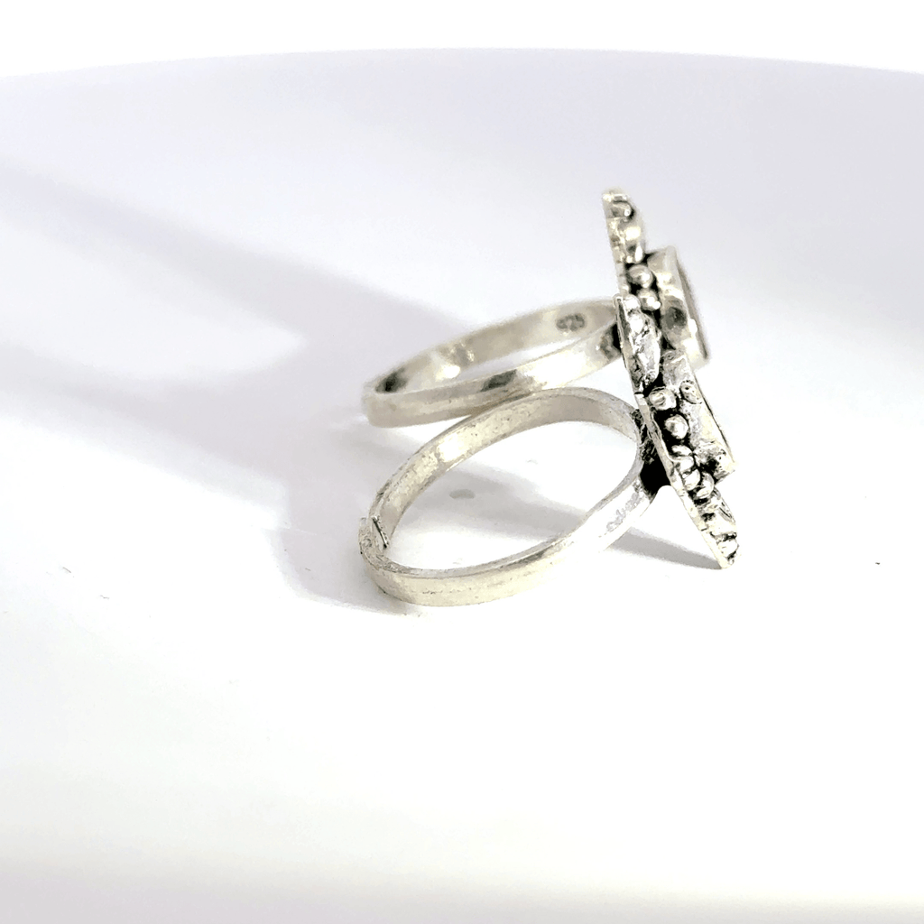 Antique Stone Toerings