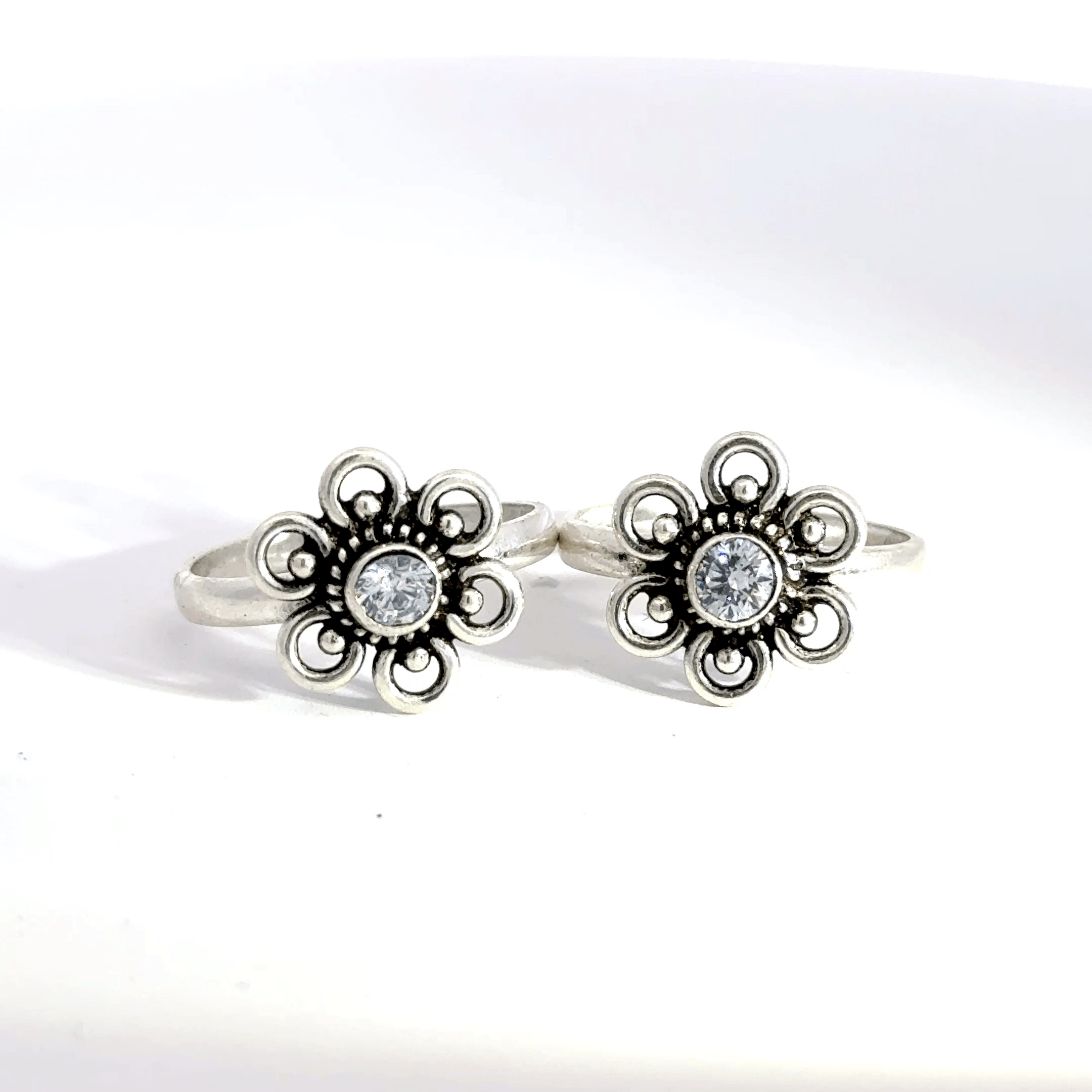 Antique Stone Toerings