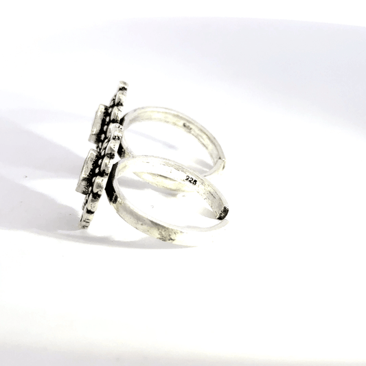 Antique Stone Toerings