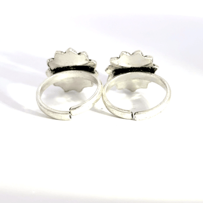 Antique Stone Toerings