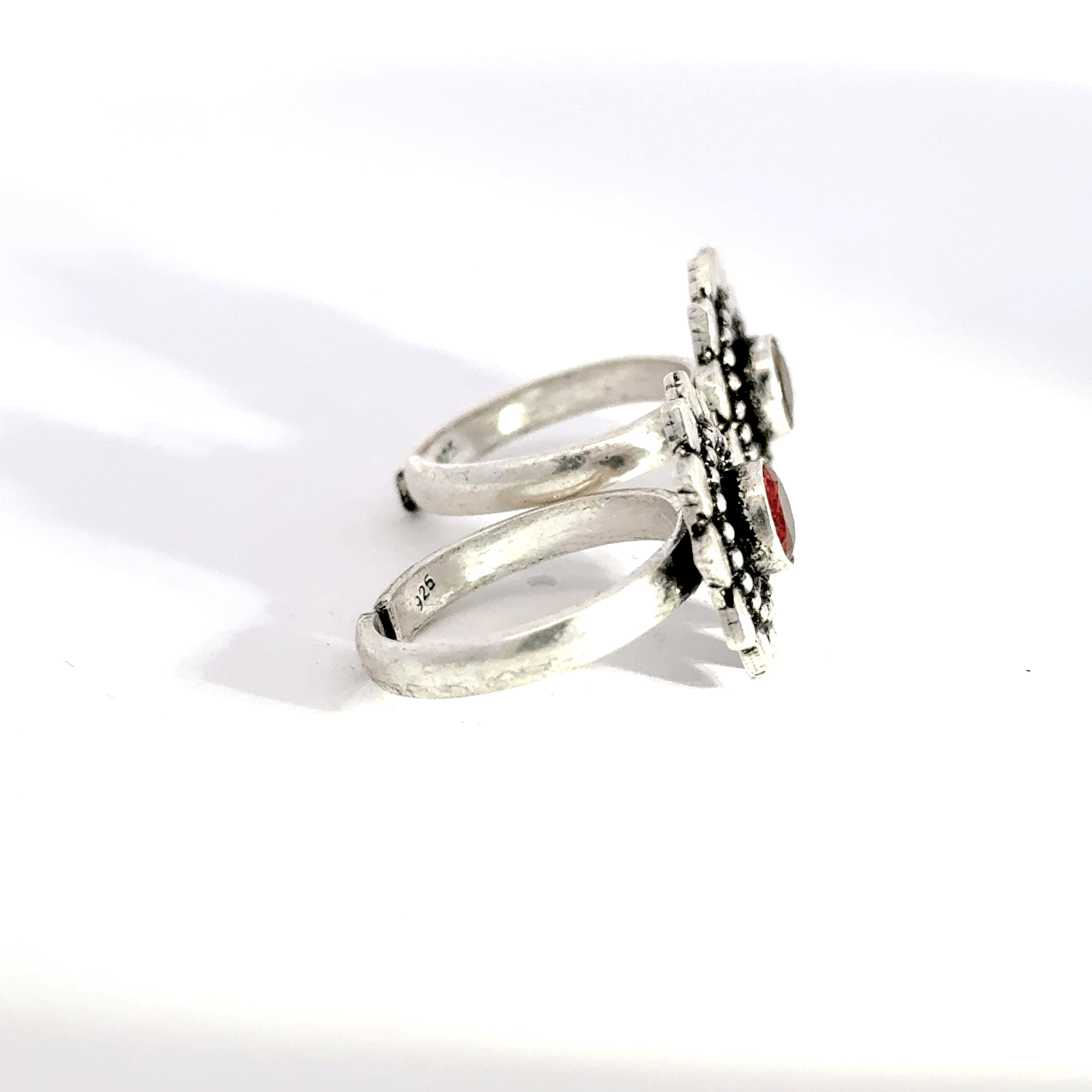 Antique Stone Toerings