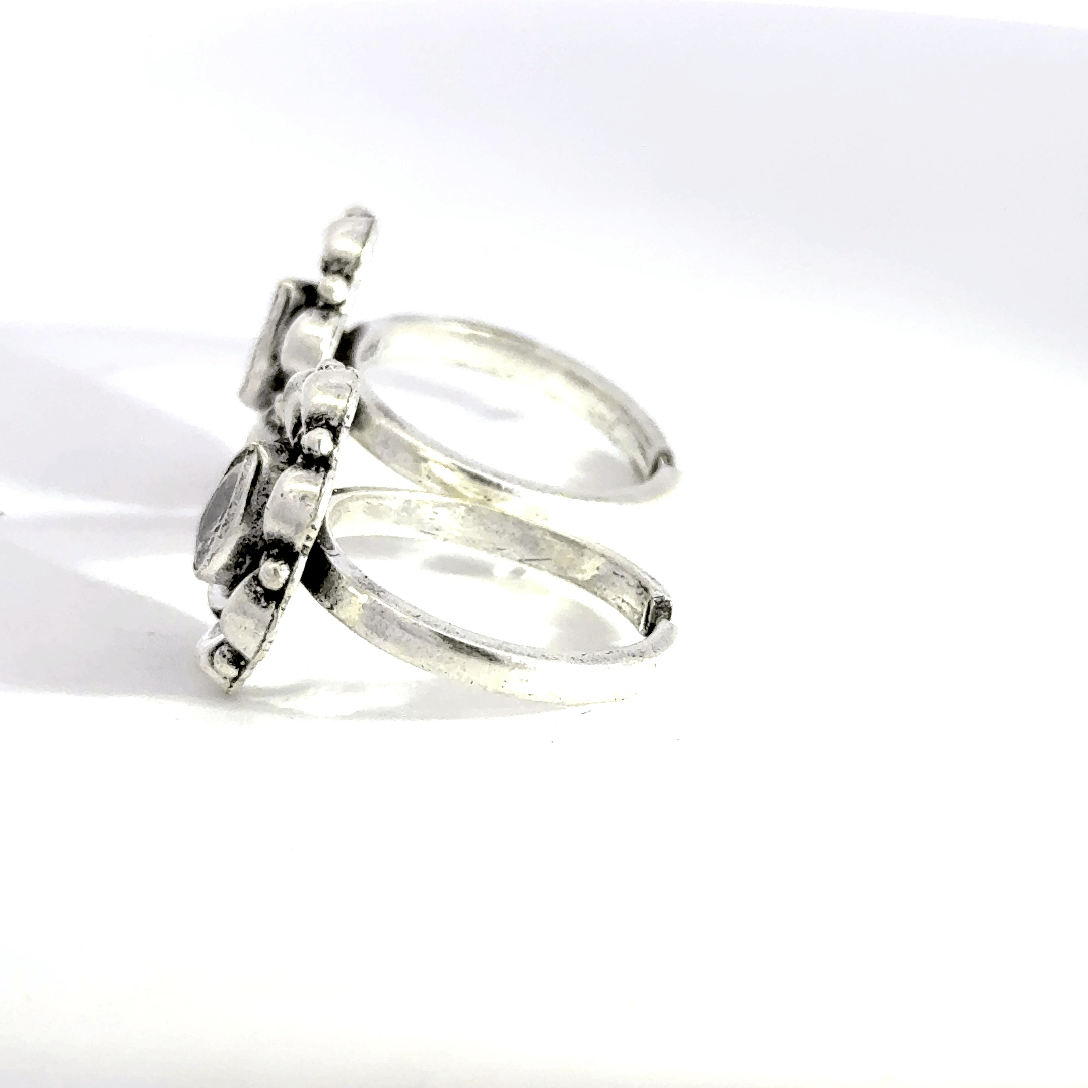 Antique Stone Toerings