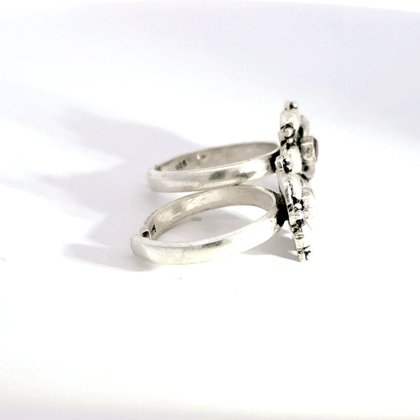 Antique Stone Toerings