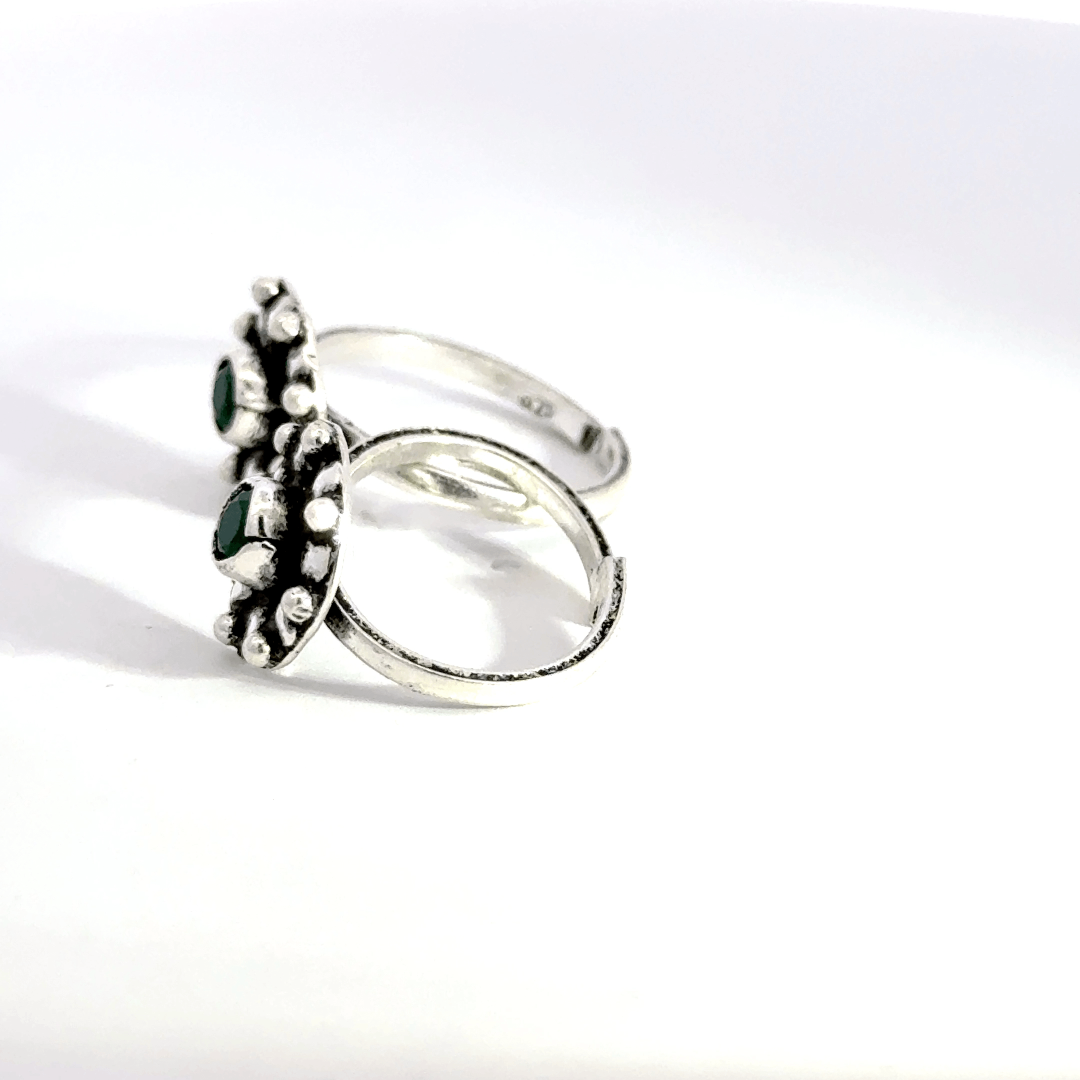 Antique Stone Toerings