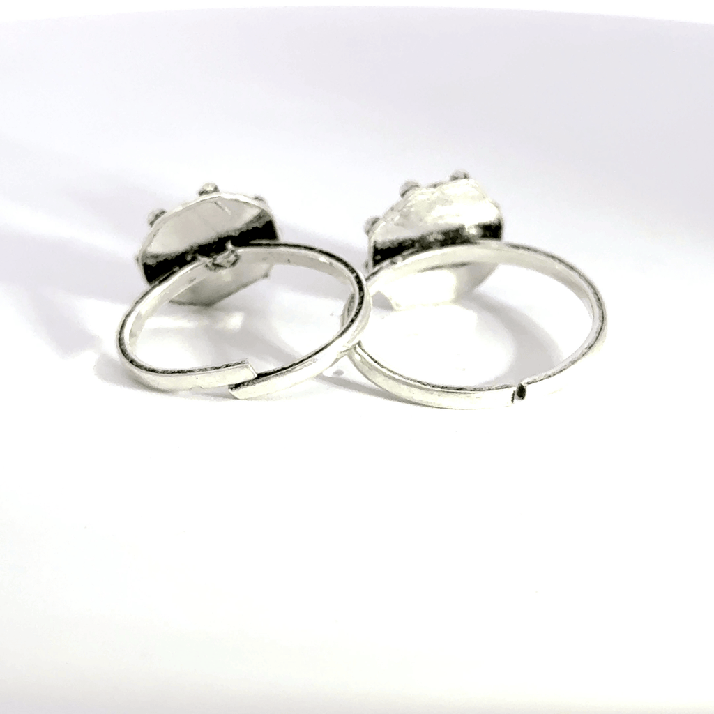 Antique Stone Toerings