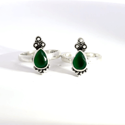 Antique Stone Toerings