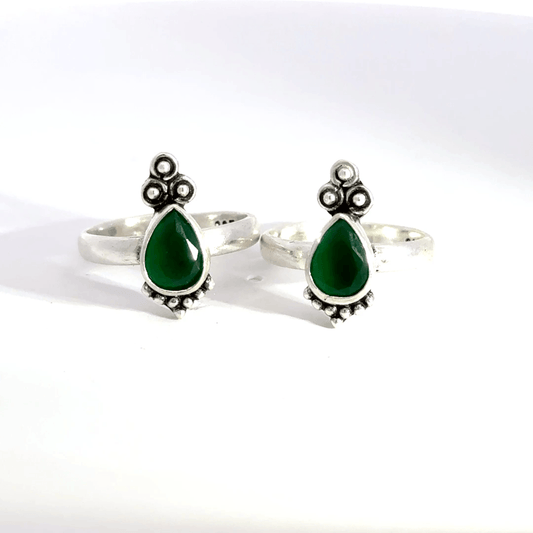 Antique Stone Toerings