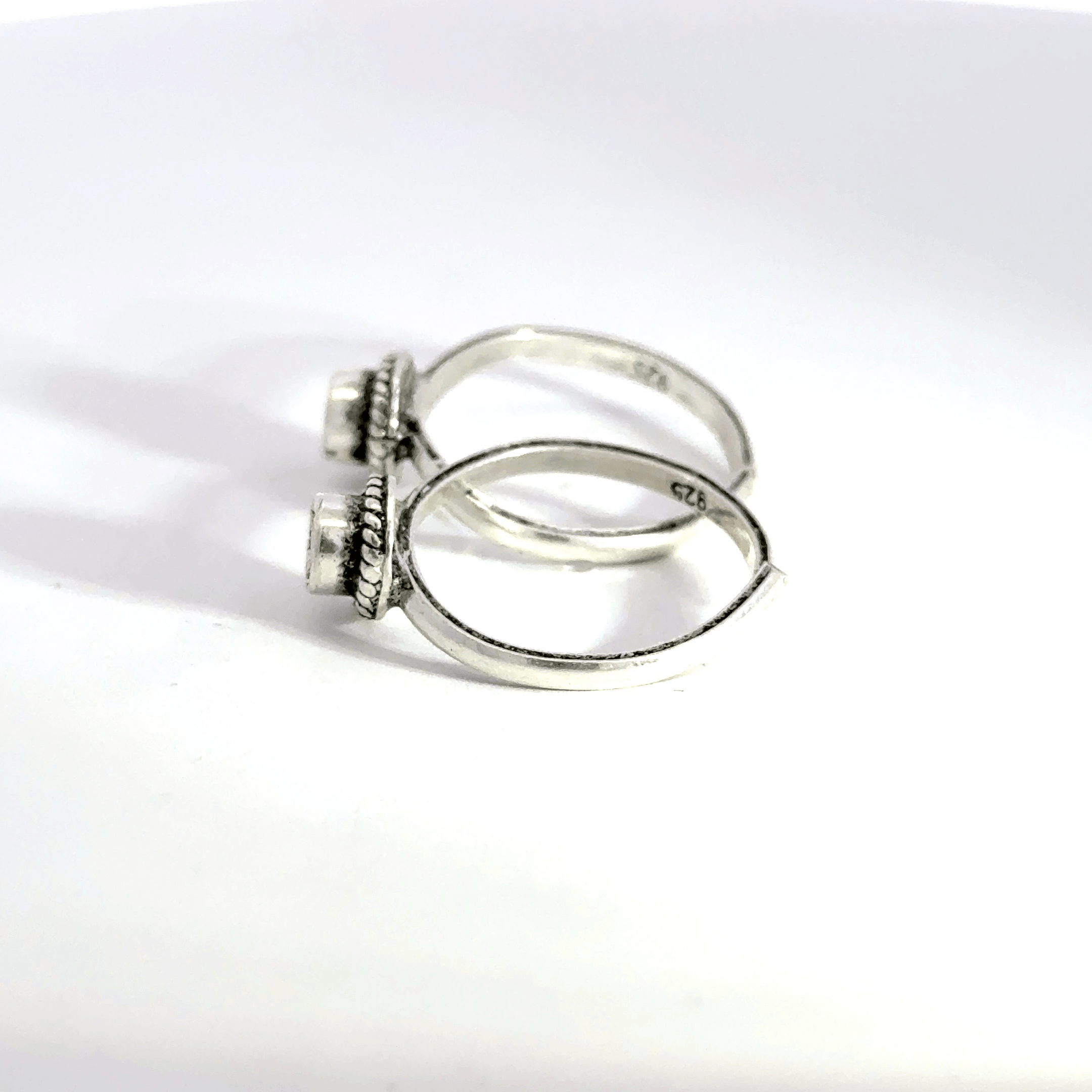 Antique Stone Toerings