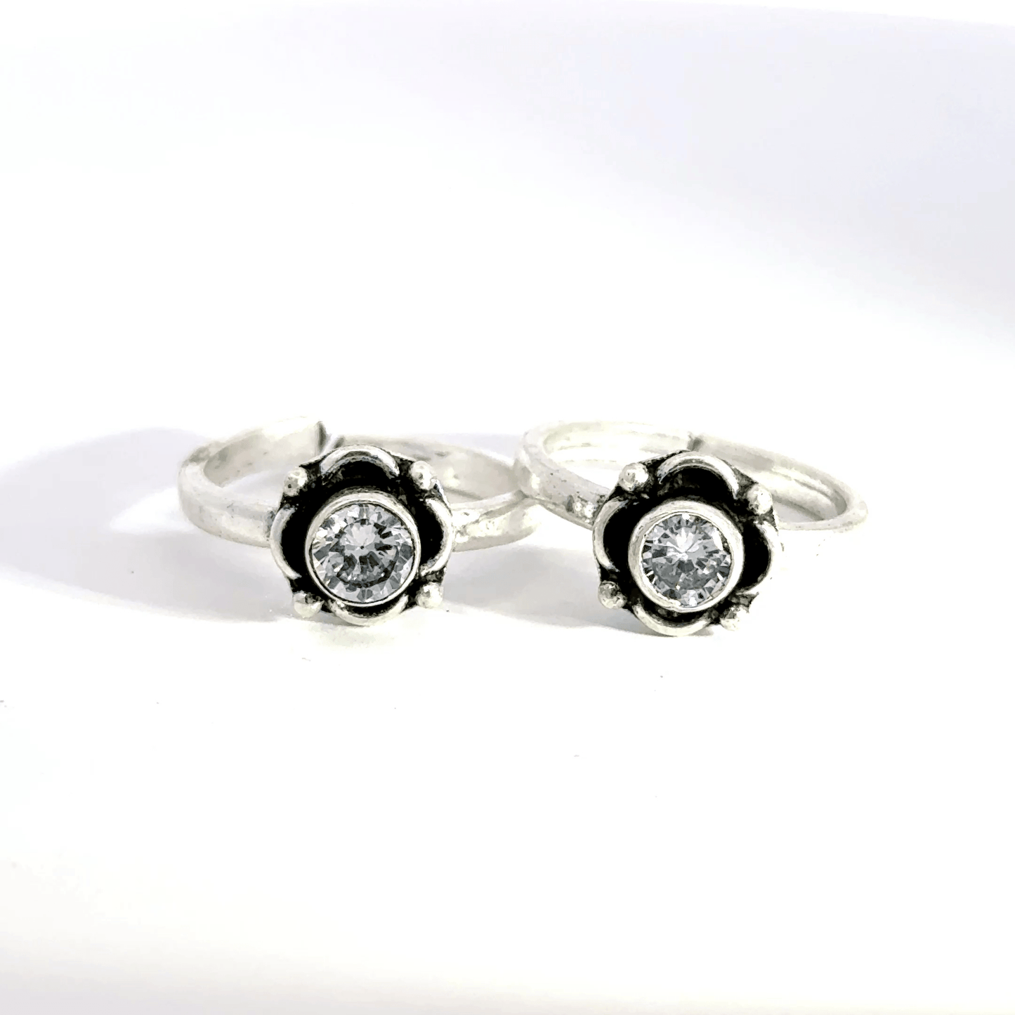 Antique Stone Toerings