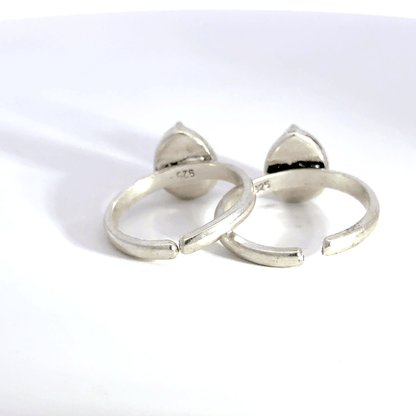 Antique Stone Toerings
